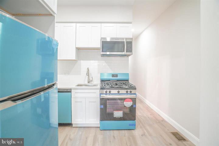 WEST PASSYUNK - Residential Lease