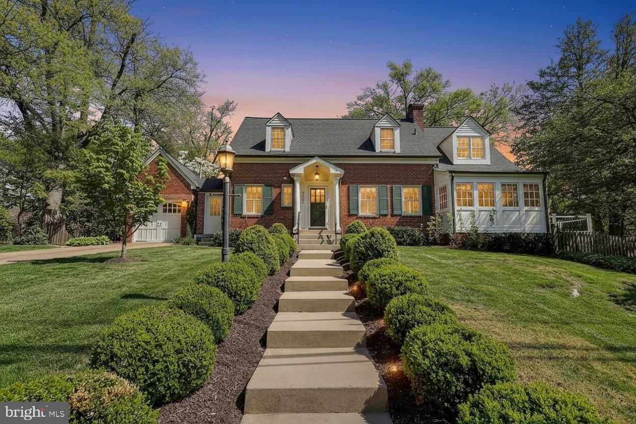 LOCUST HILL ESTATES - Residential