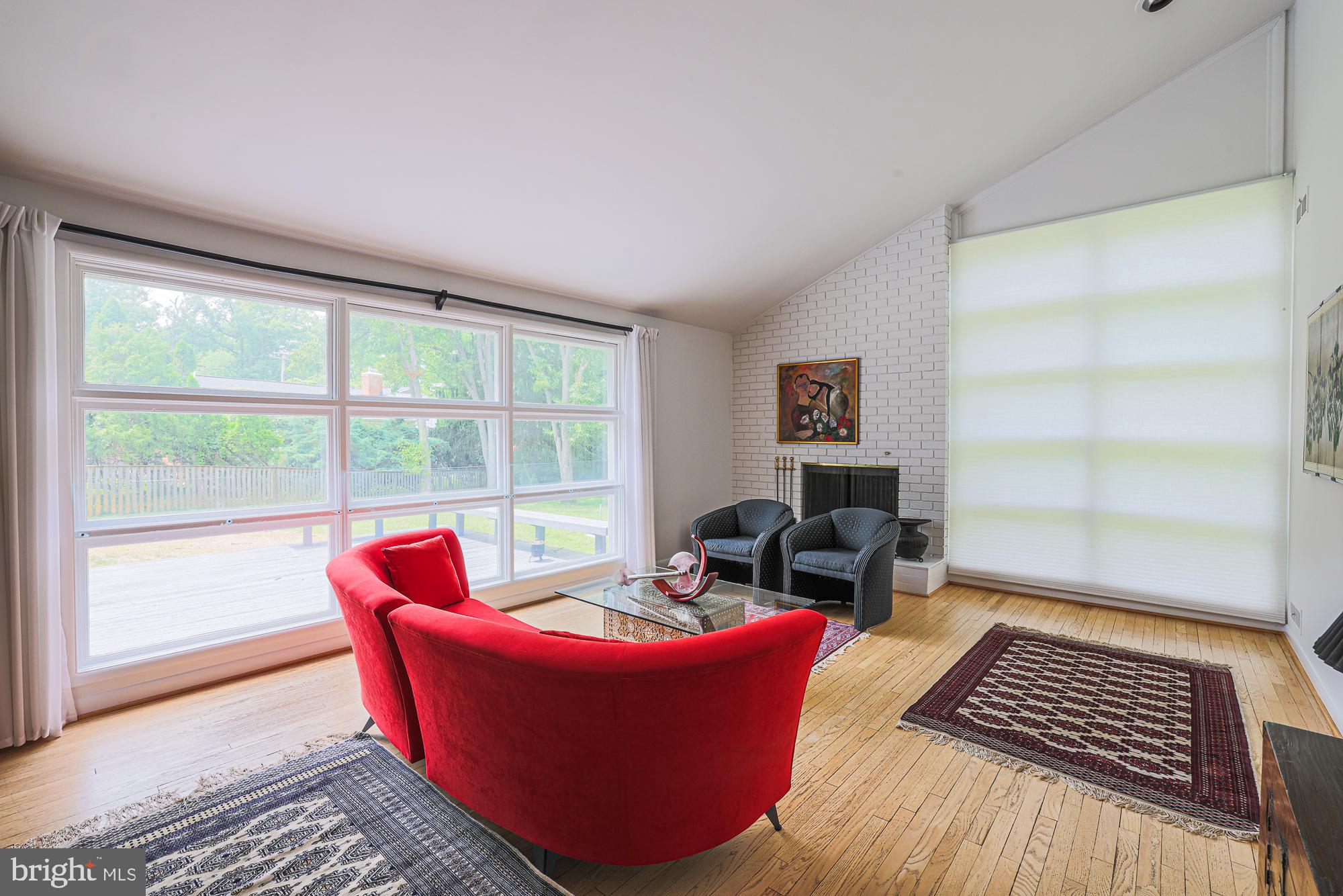 MEADOWOOD - Residential