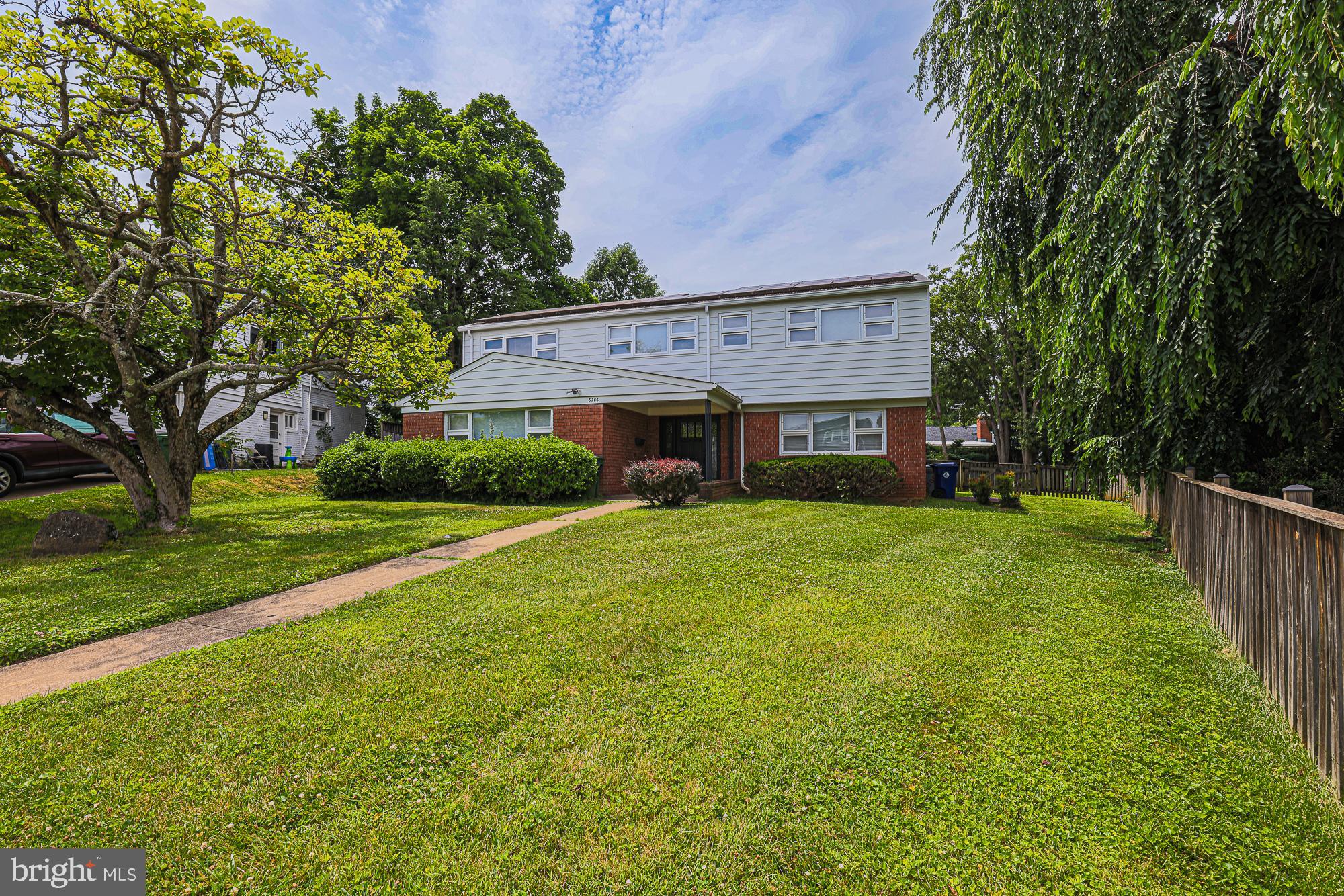 MEADOWOOD - Residential