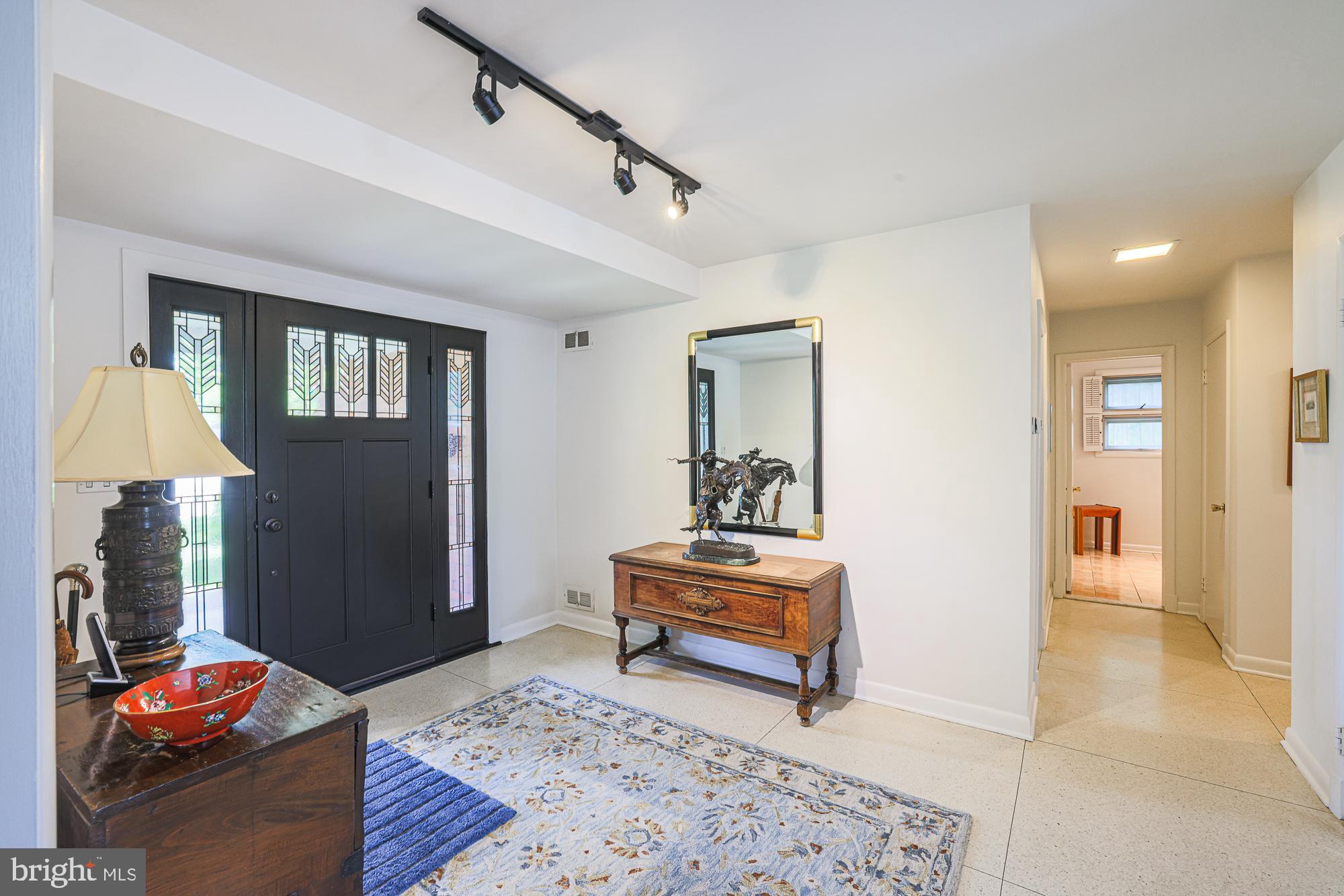 MEADOWOOD - Residential