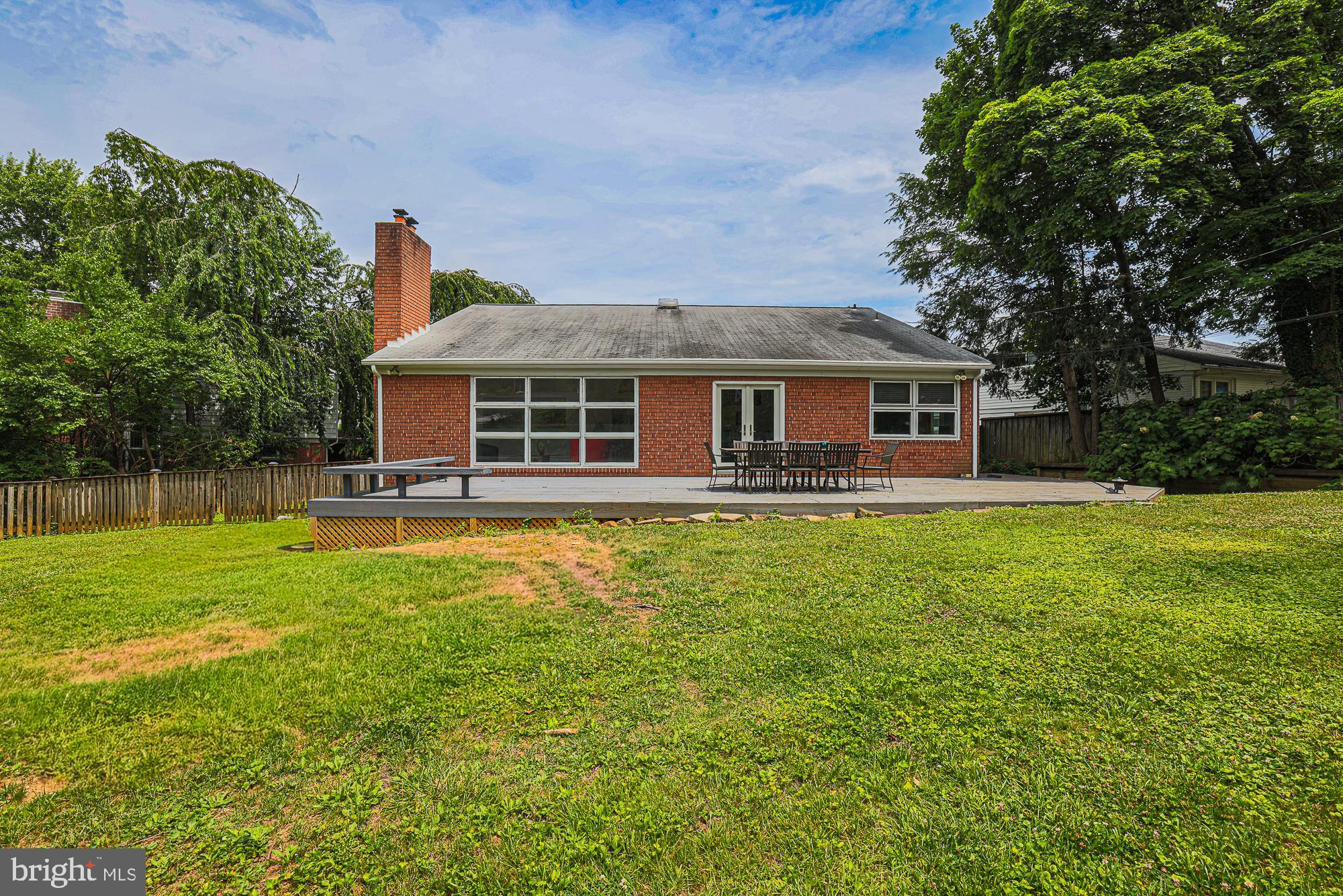 MEADOWOOD - Residential