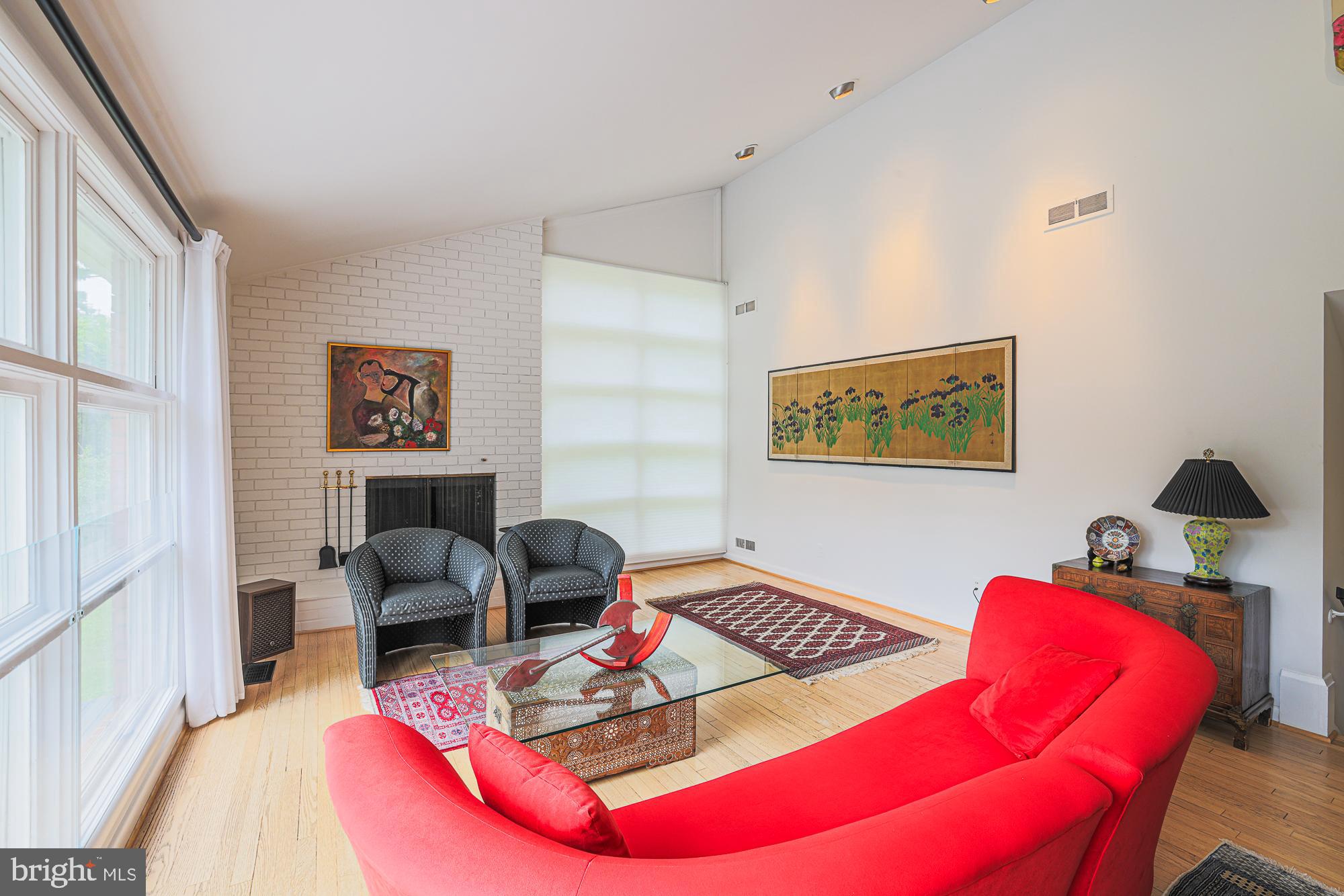 MEADOWOOD - Residential