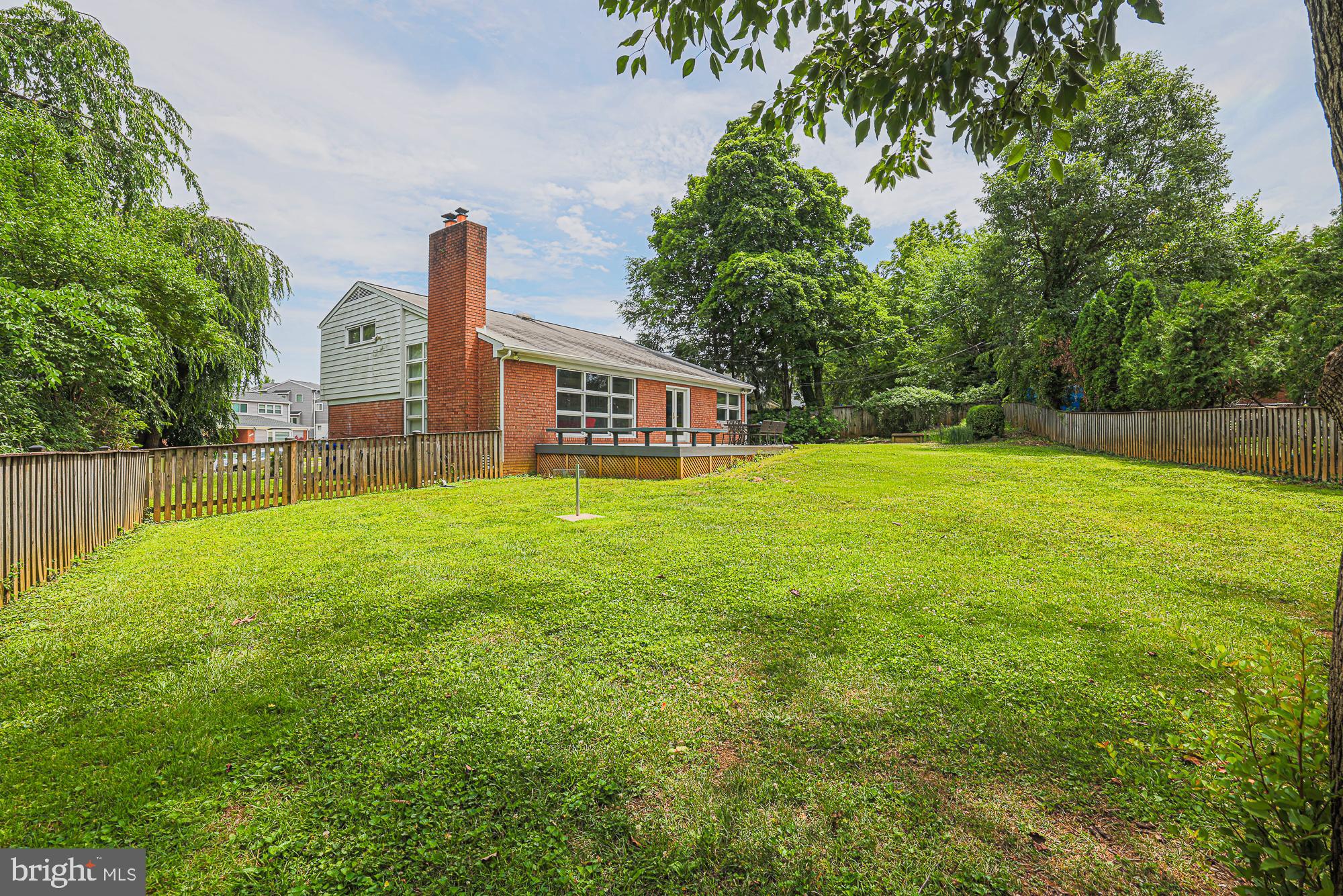 MEADOWOOD - Residential