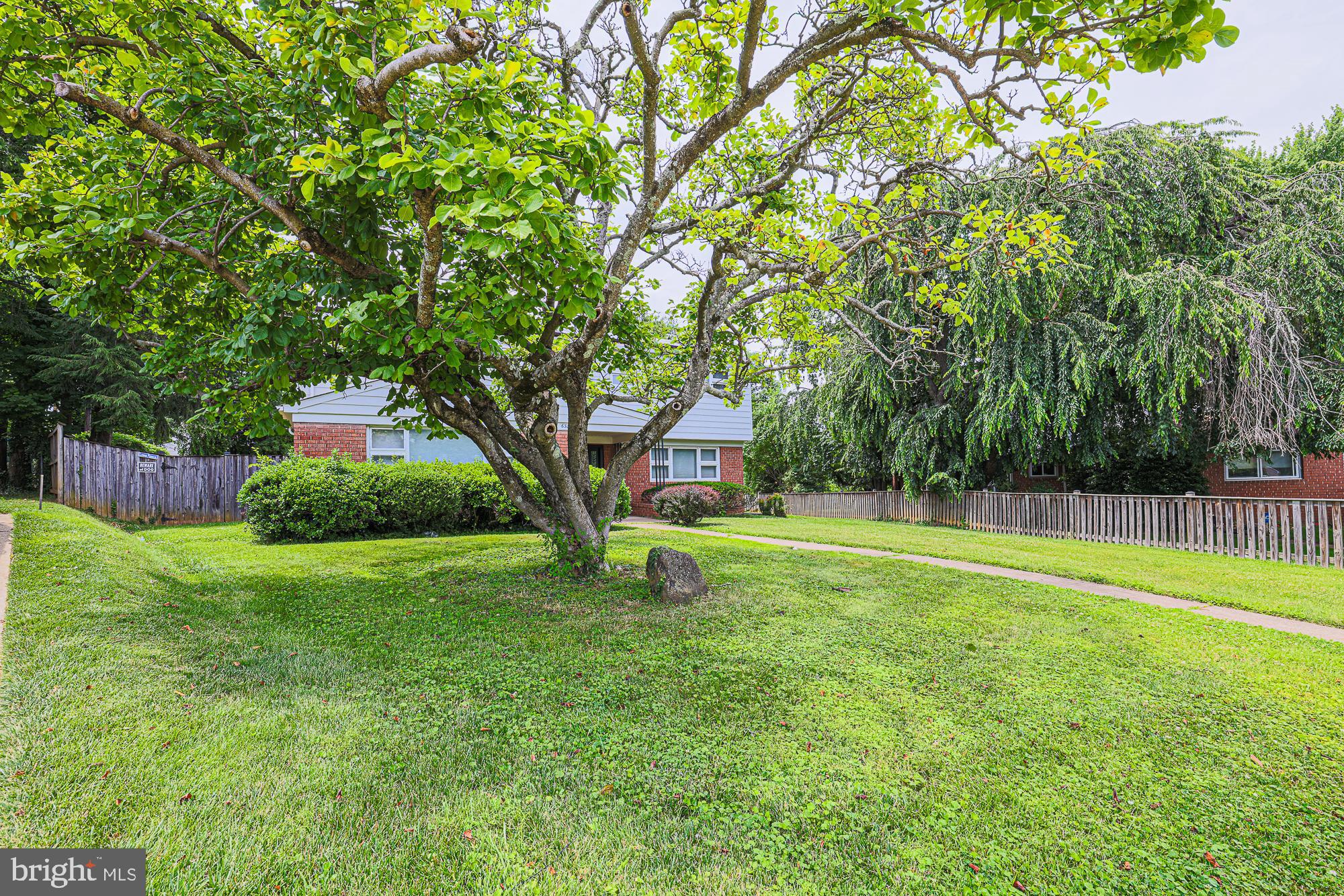 MEADOWOOD - Residential