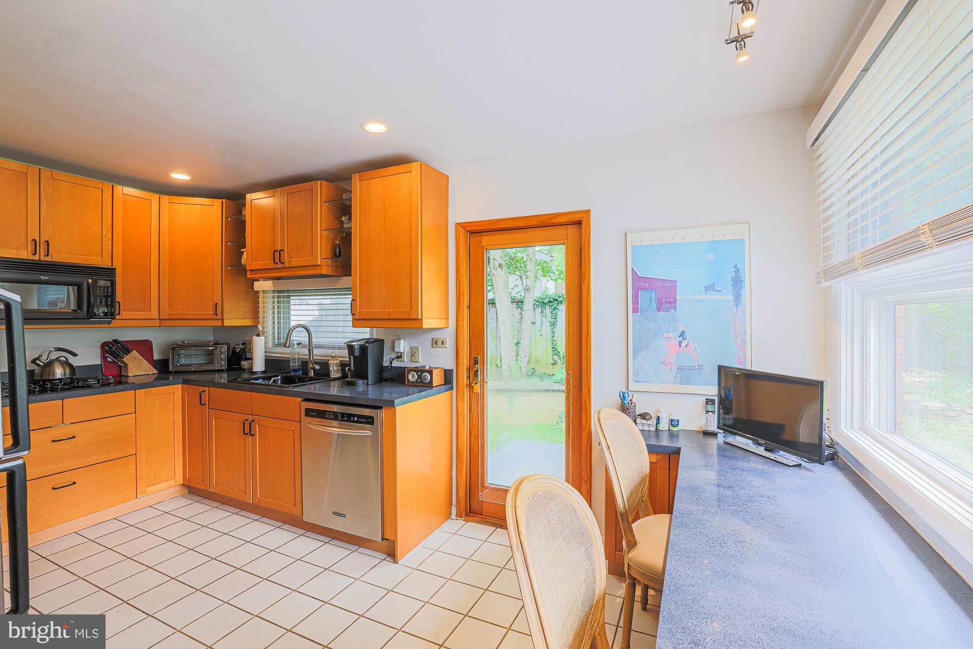 MEADOWOOD - Residential