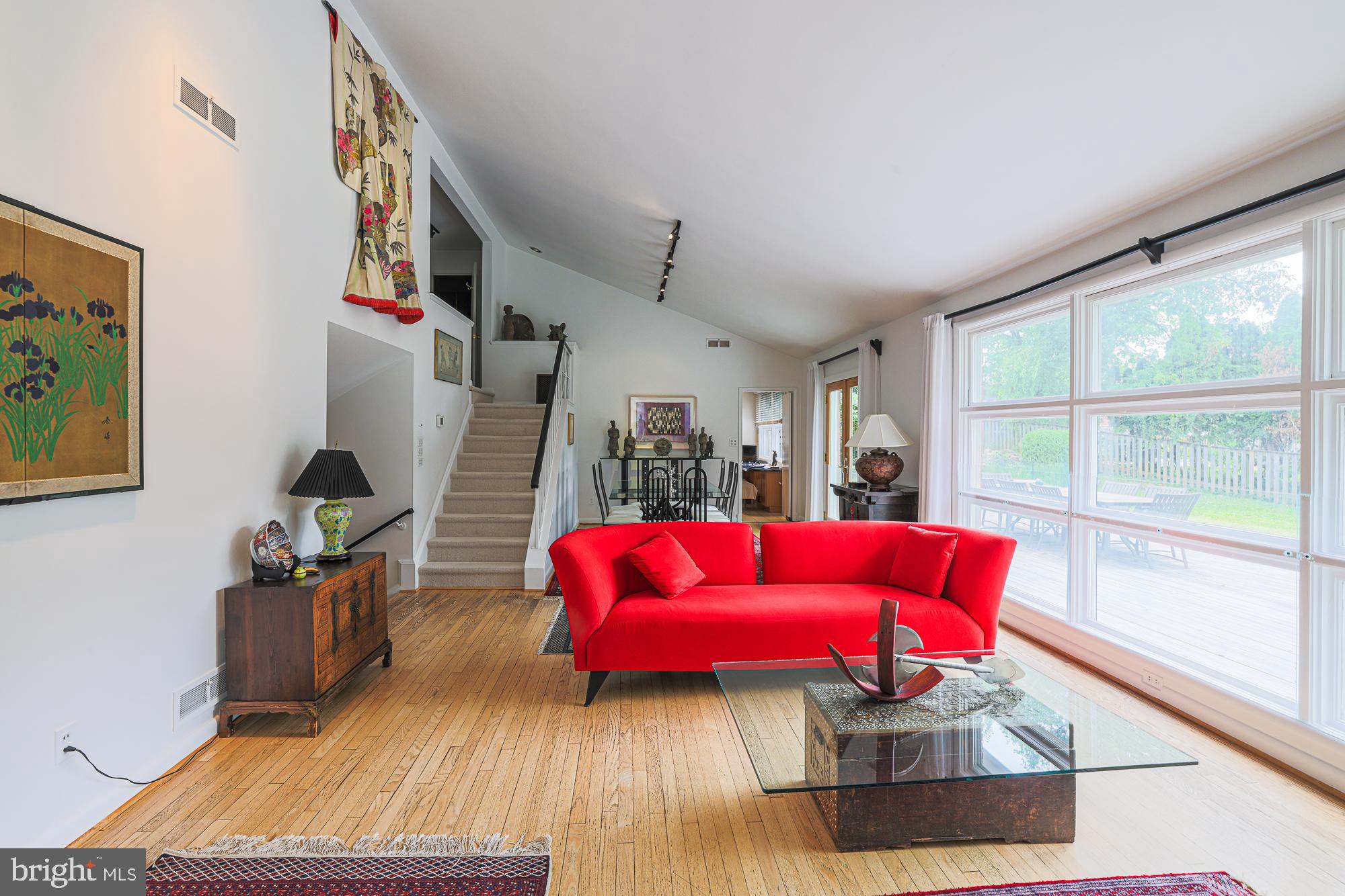 MEADOWOOD - Residential