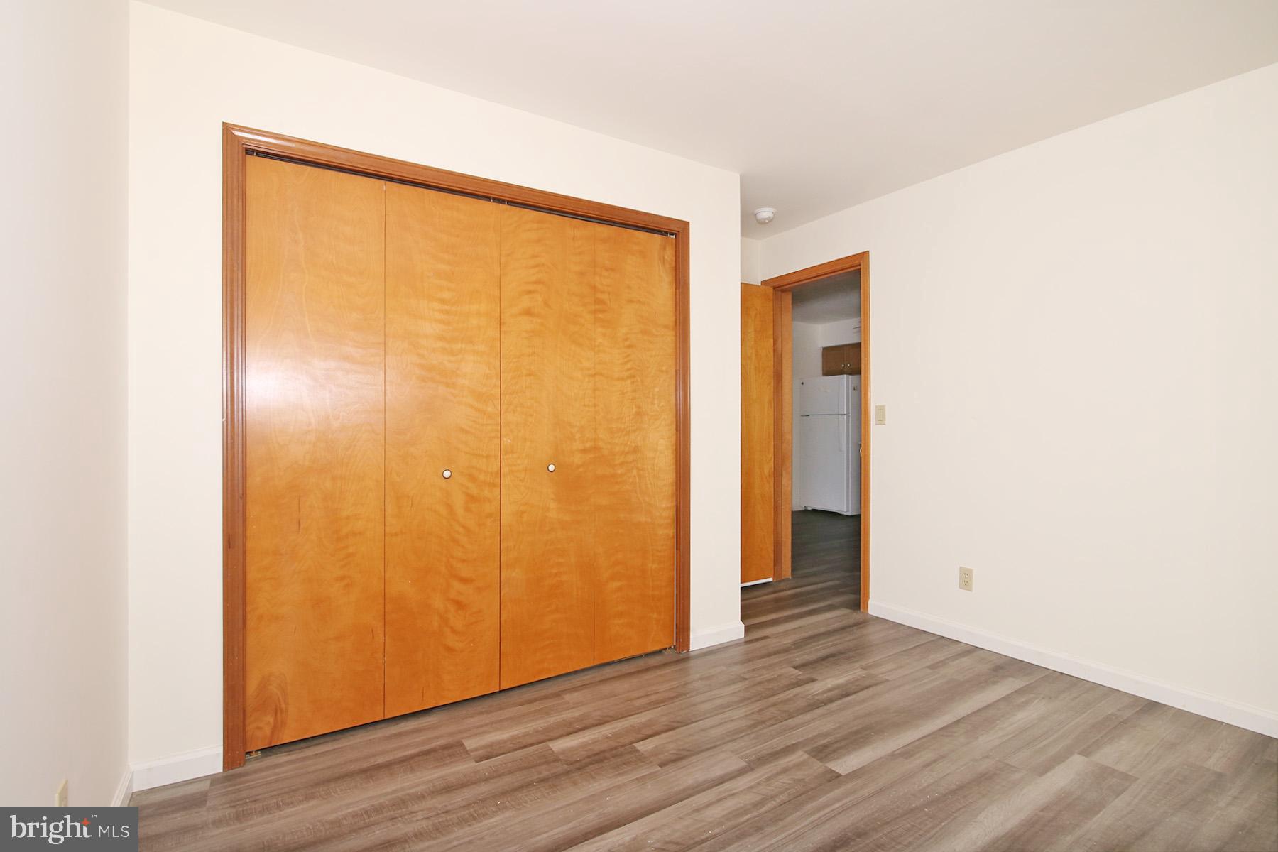 LAUREL HILLS NORTH - Residential