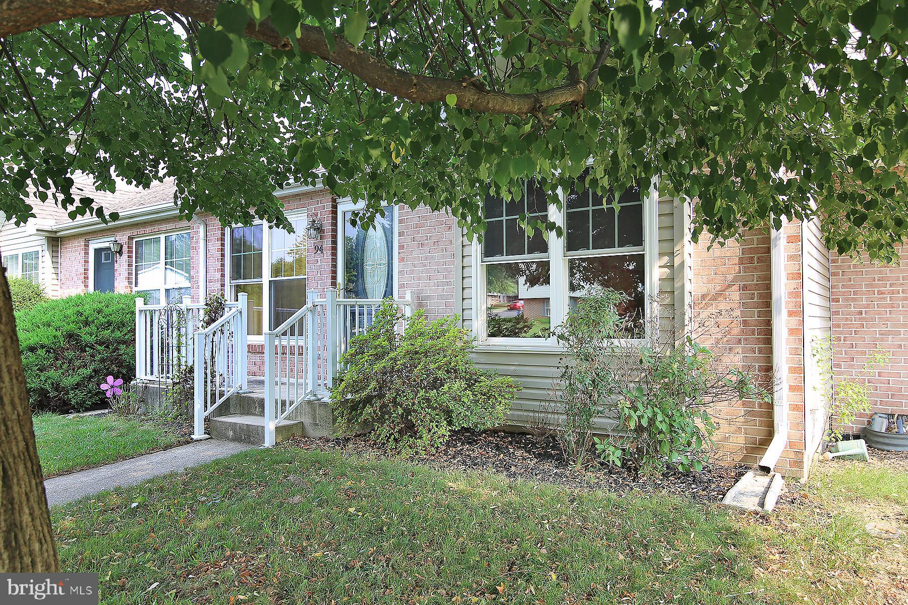 LAUREL HILLS NORTH - Residential
