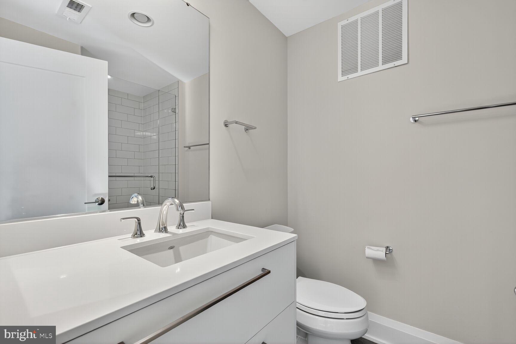 ROBINSON LANDING - Residential