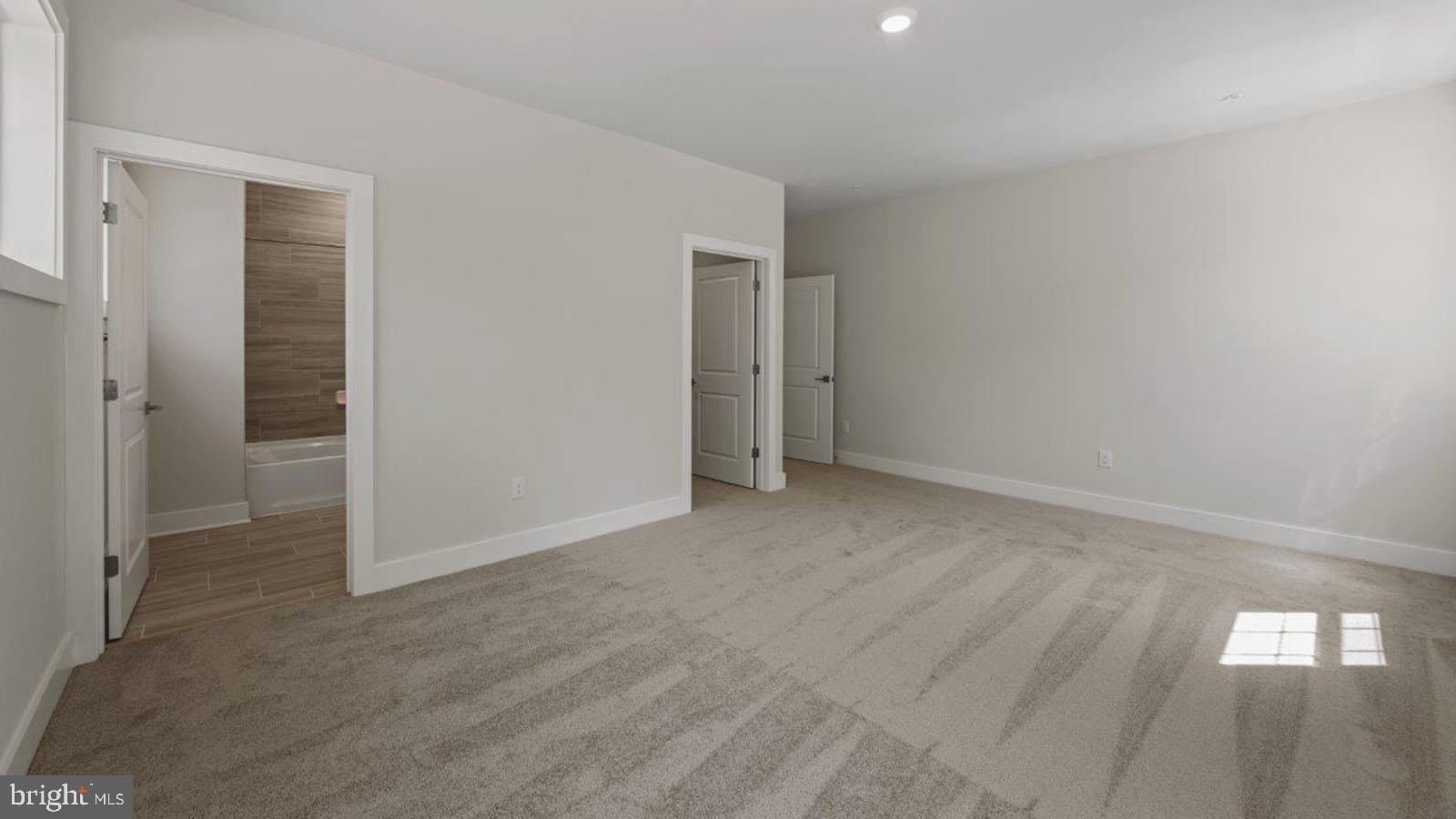 STILLVIEW ACRES - Residential