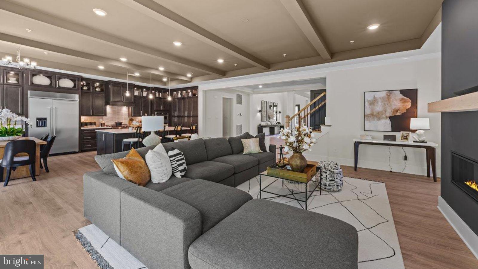 STILLVIEW ACRES - Residential