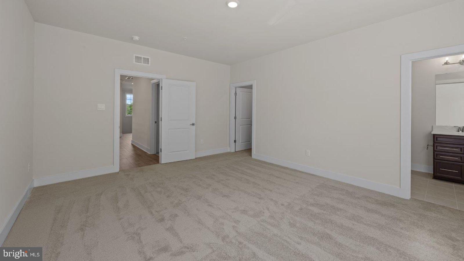 STILLVIEW ACRES - Residential