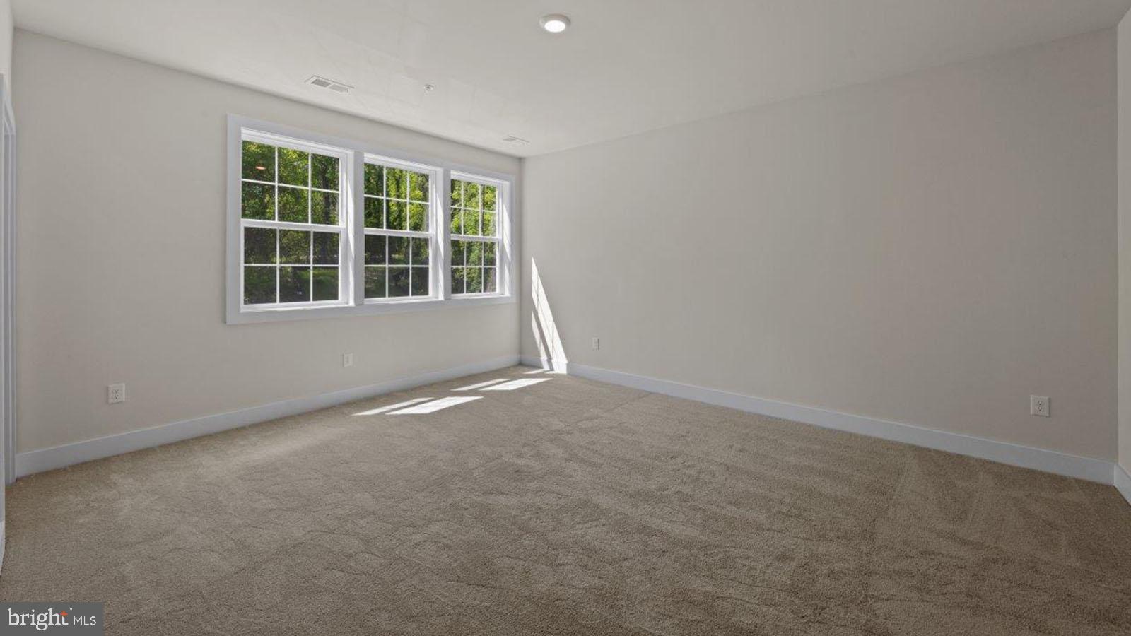STILLVIEW ACRES - Residential