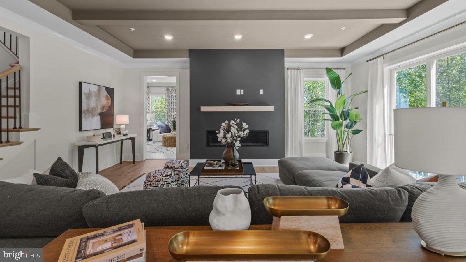 STILLVIEW ACRES - Residential