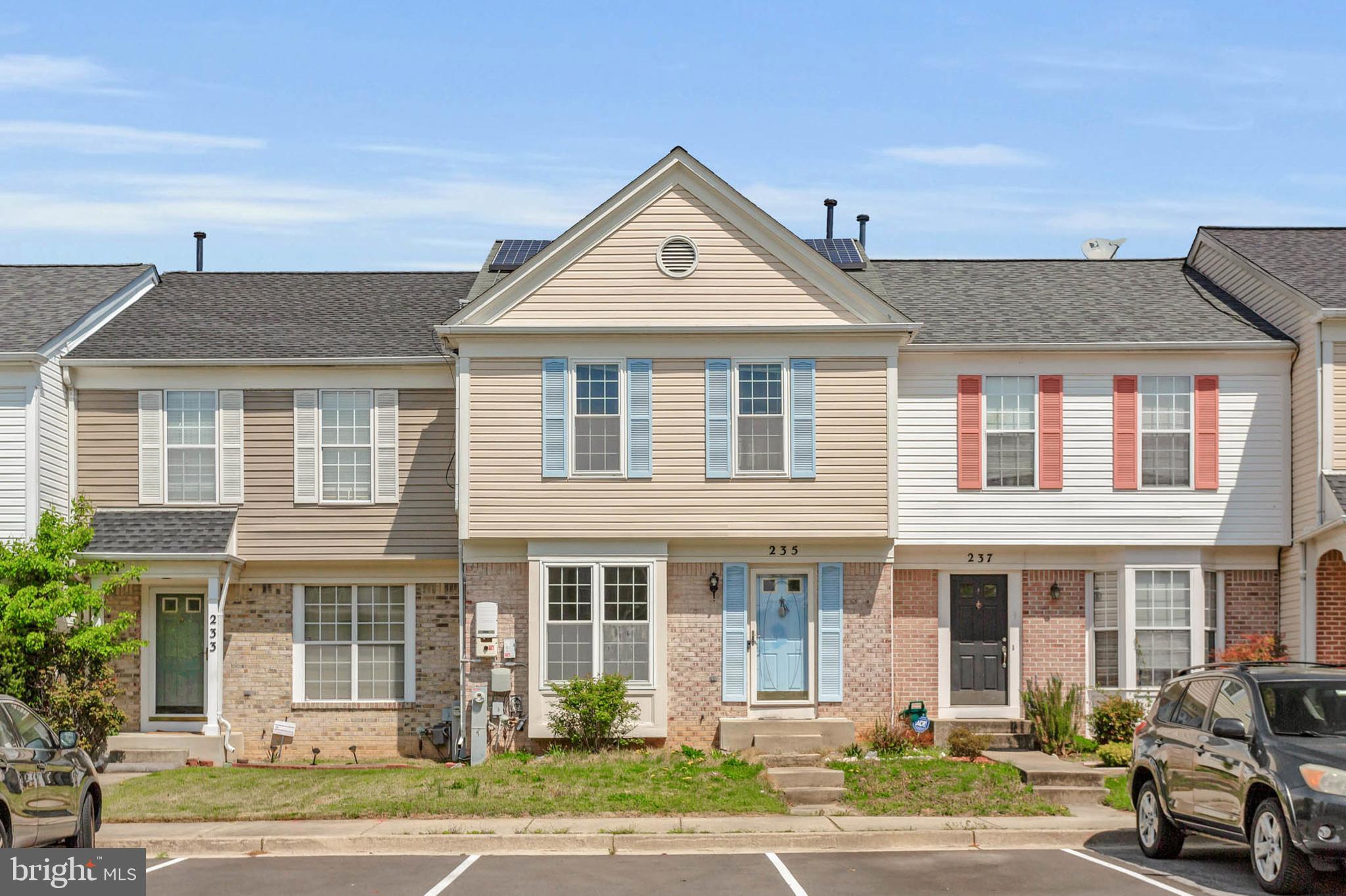 SEVEN OAKS - Residential