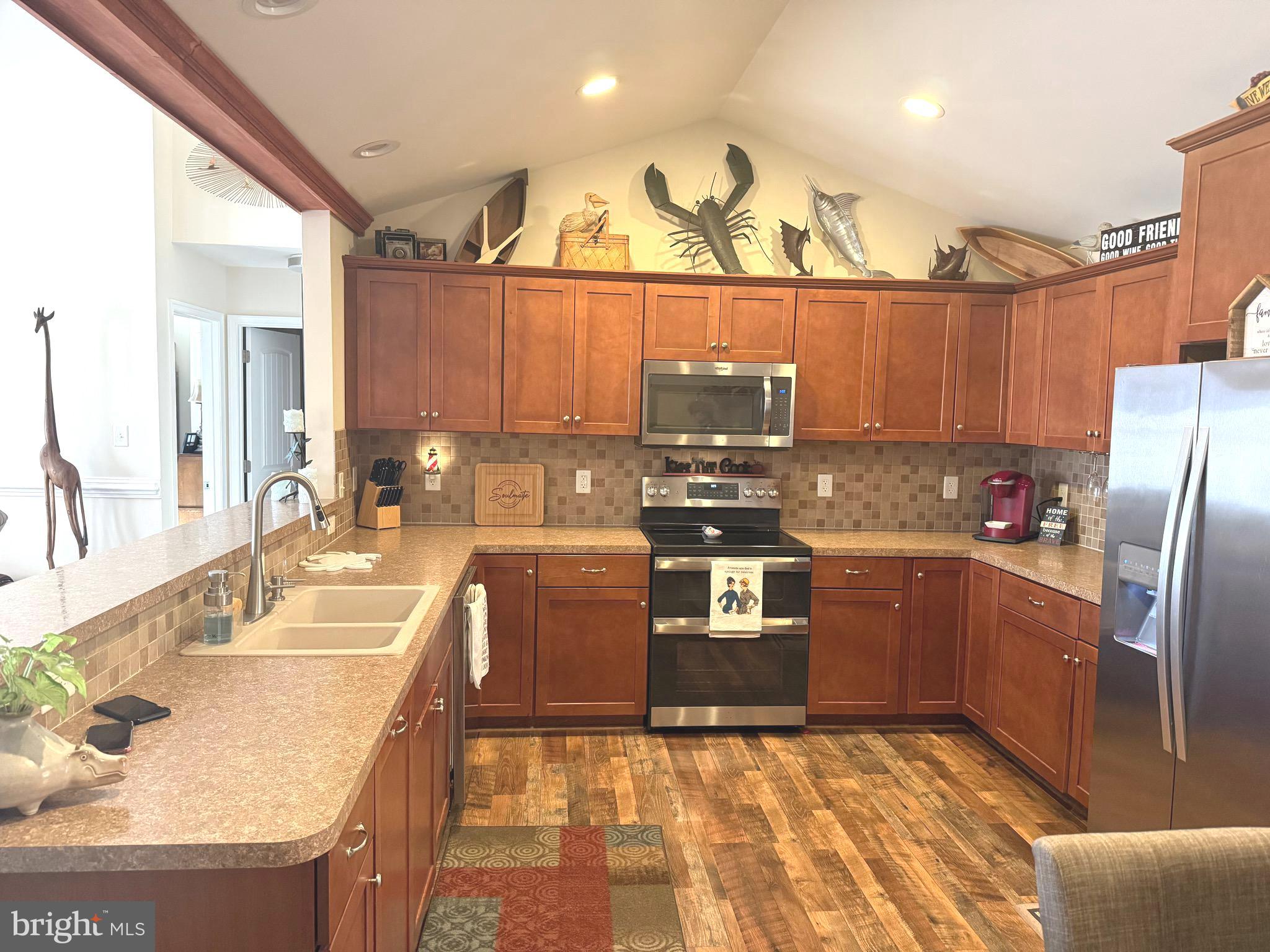 APPLE MT LAKE - Residential