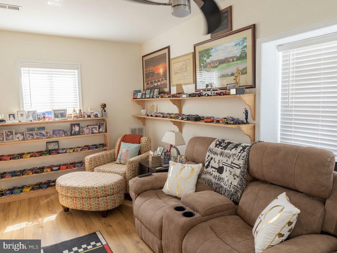 APPLE MT LAKE - Residential