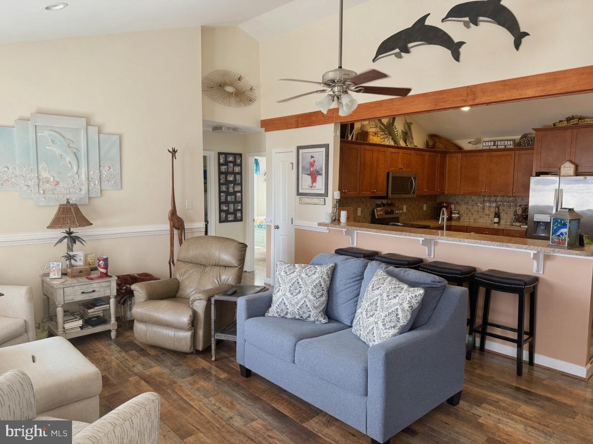 APPLE MT LAKE - Residential