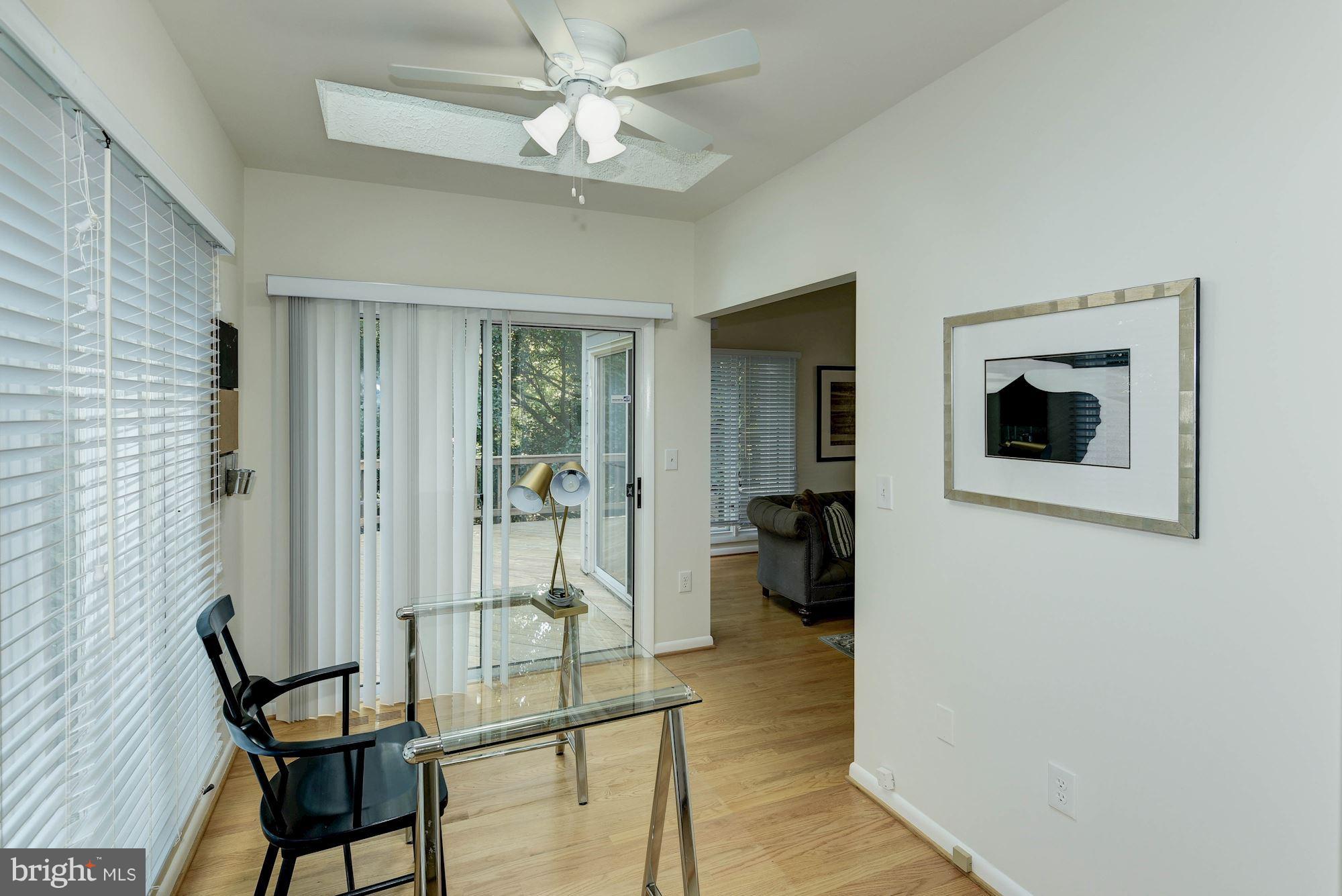 RESTON - Residential