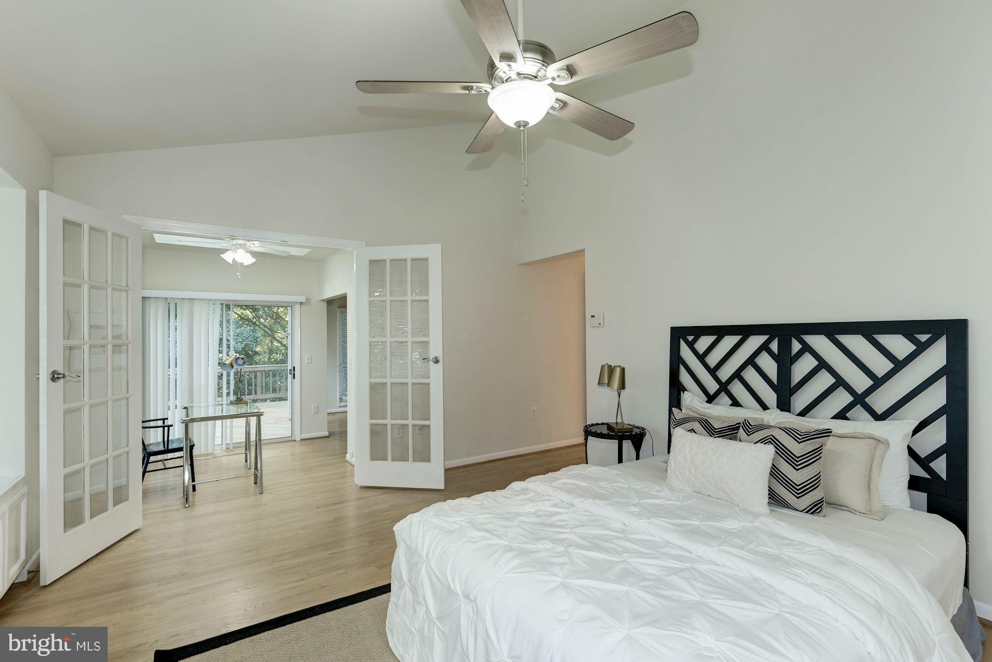 RESTON - Residential