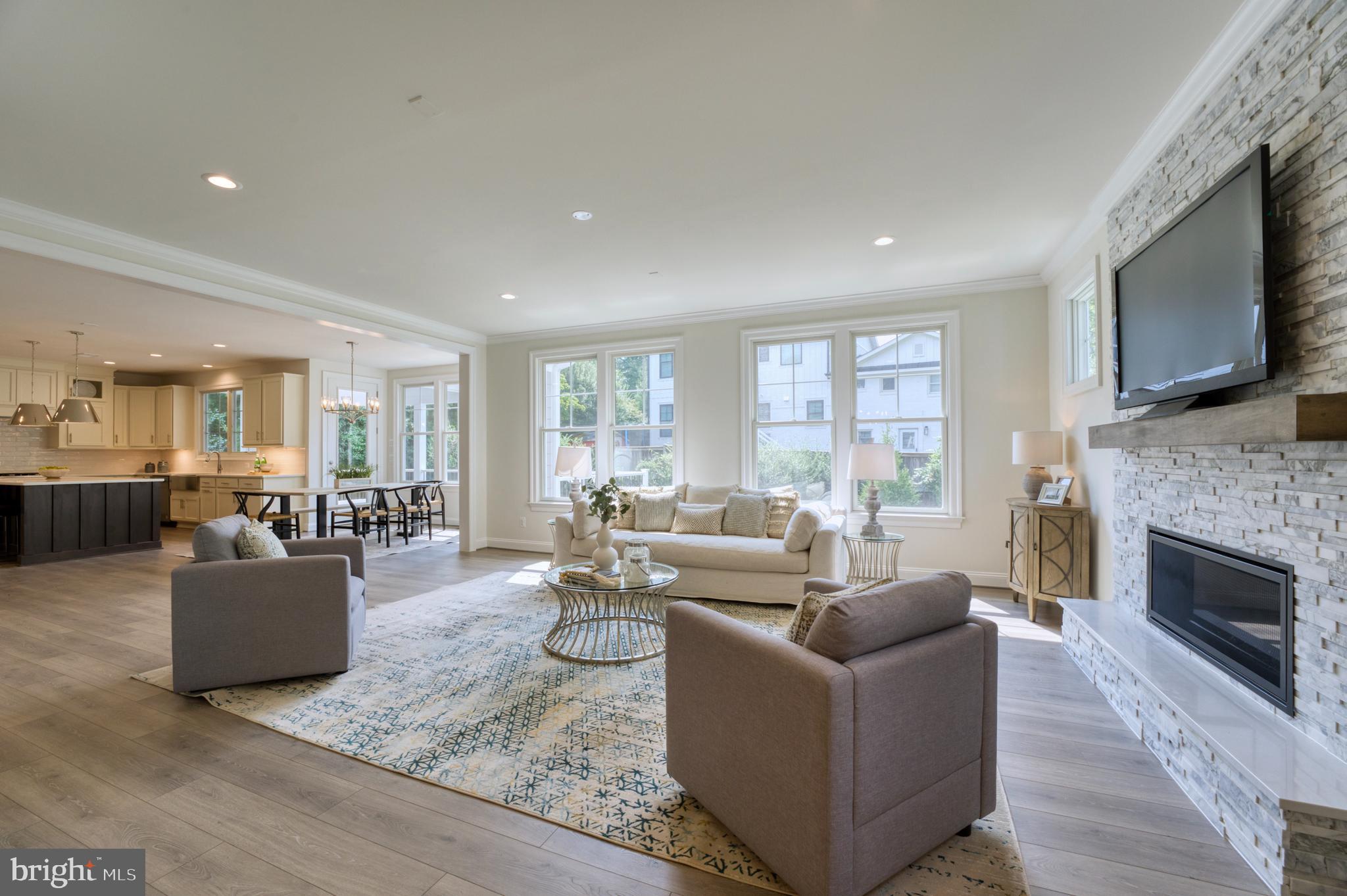 BROYHILLS MCLEAN ESTATES - Residential