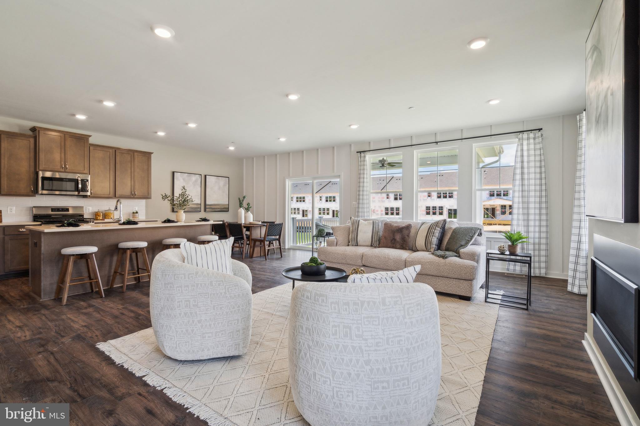 GILBERT MEADOWS - Residential