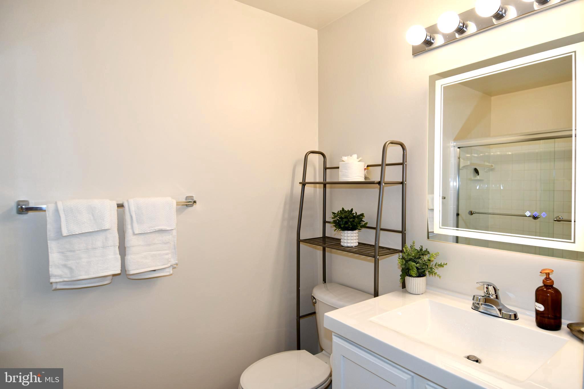 KINGSVIEW RIDGE - Residential
