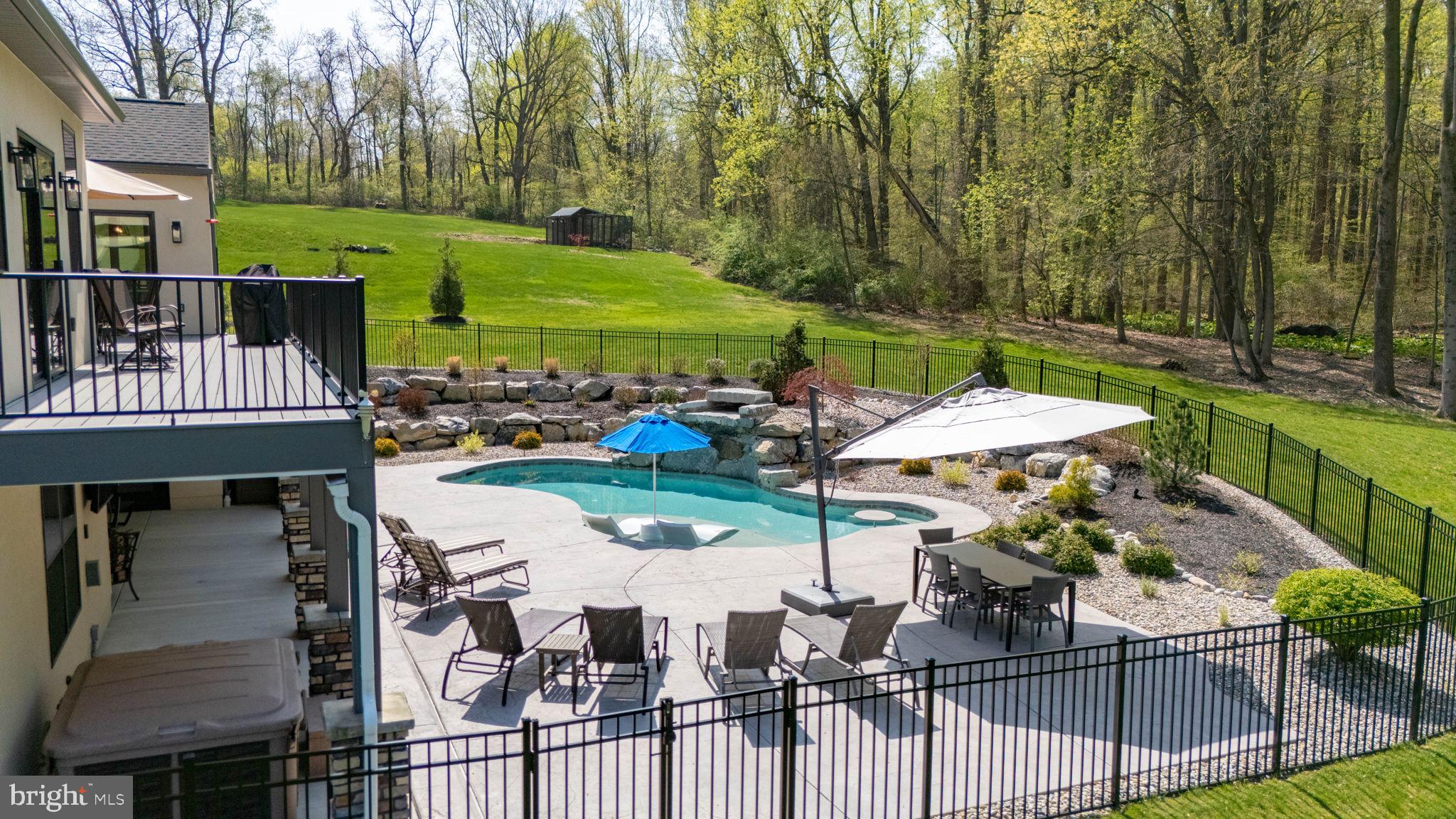 OAK HILL - Residential