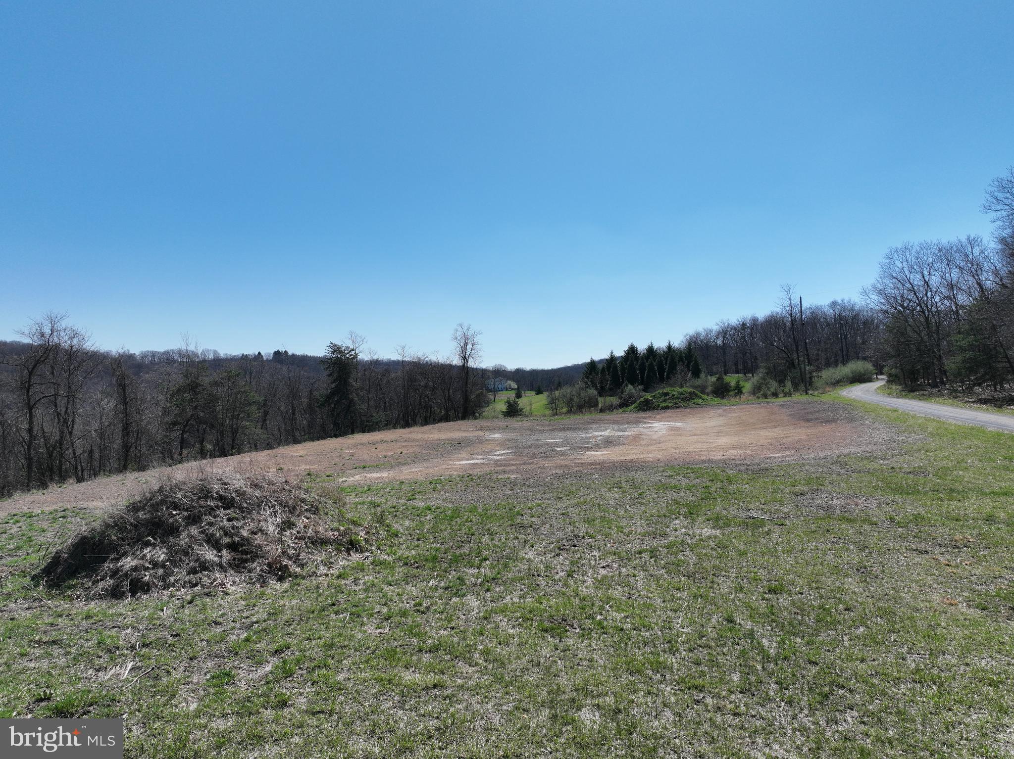 PATTERSON ESTATES - Land