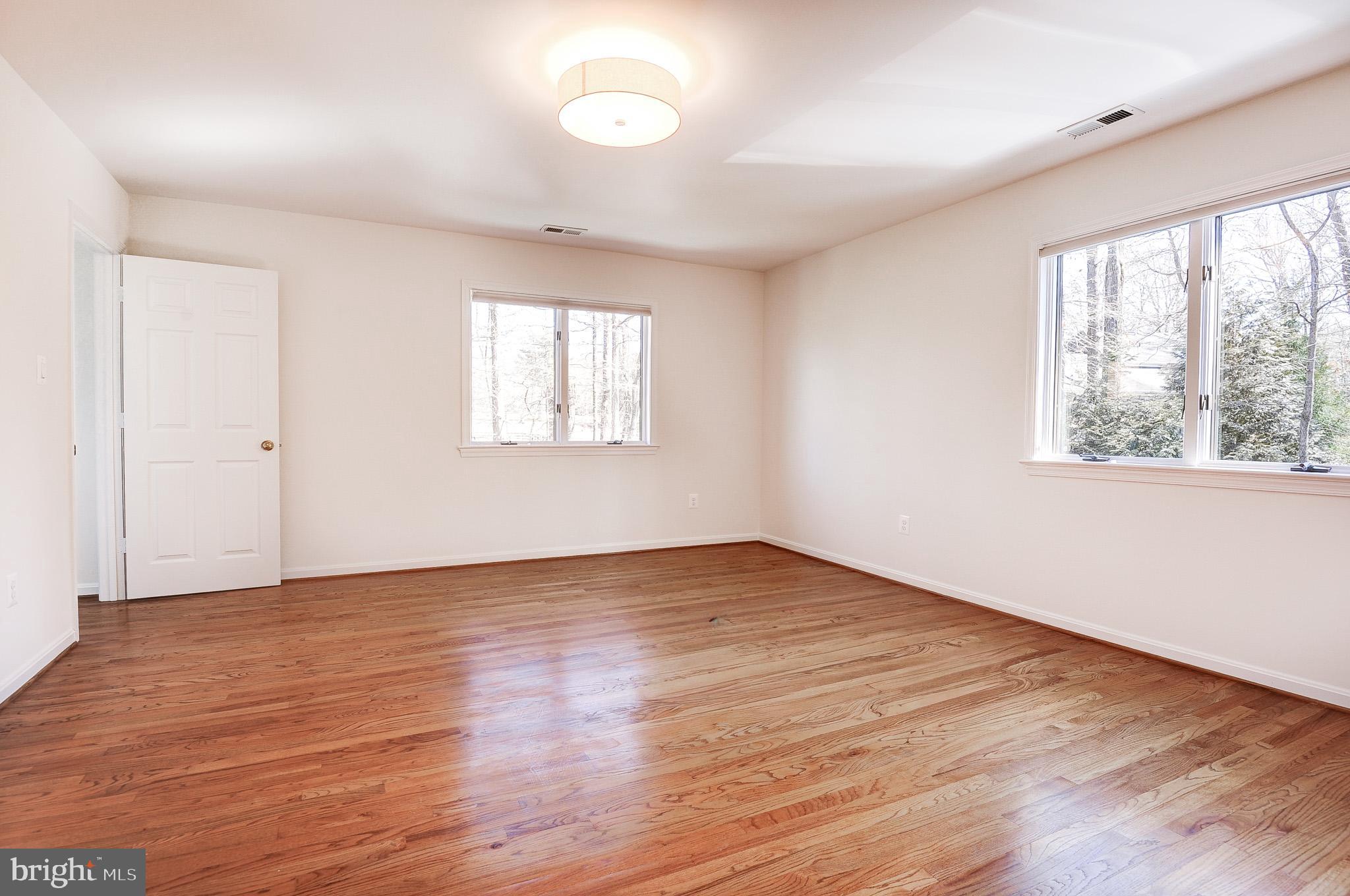 EQUESTRIAN PARK - Residential