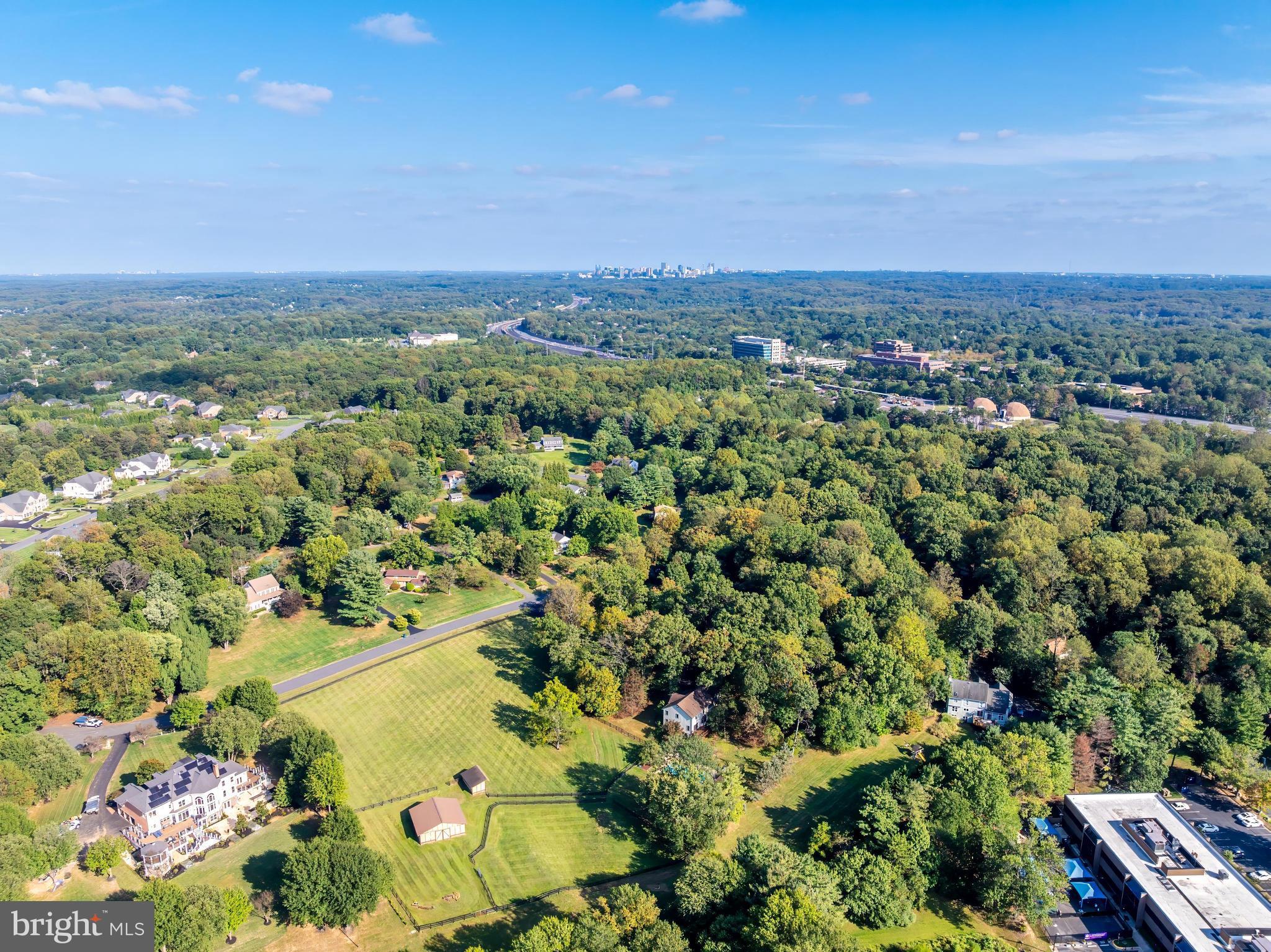 EQUESTRIAN PARK - Residential
