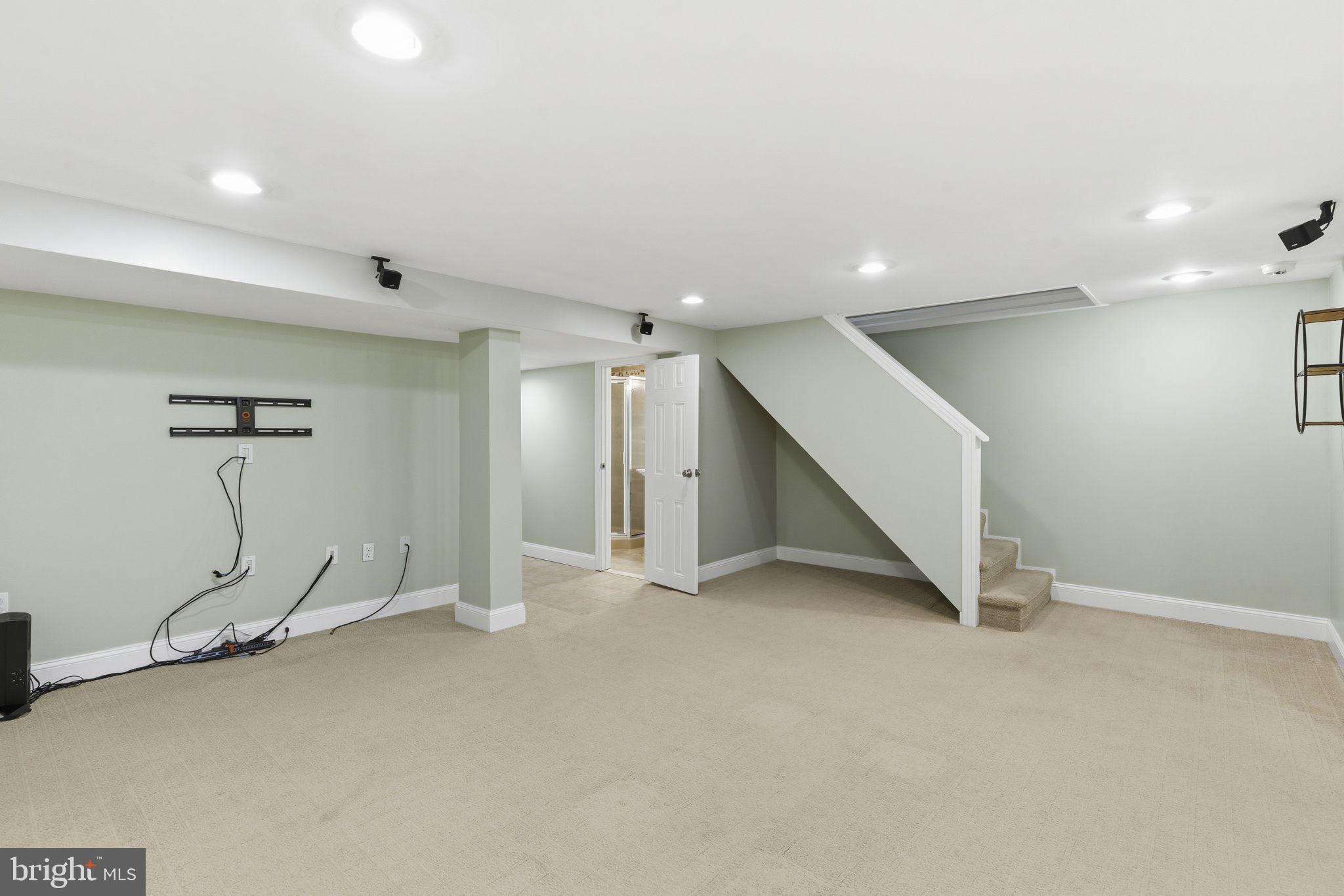 LOCH RAVEN VILLAGE - Residential