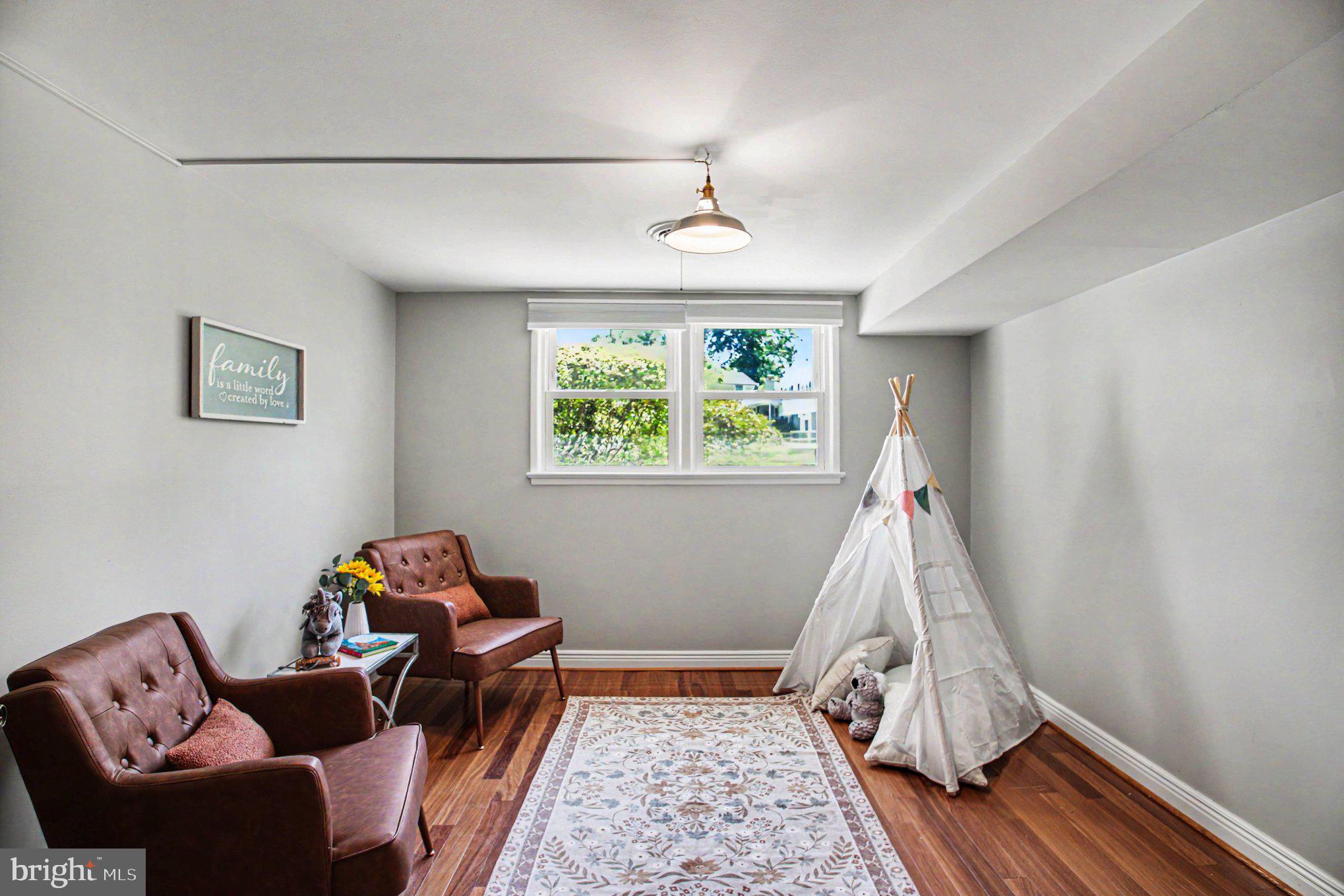 SPRINGFIELD - Residential