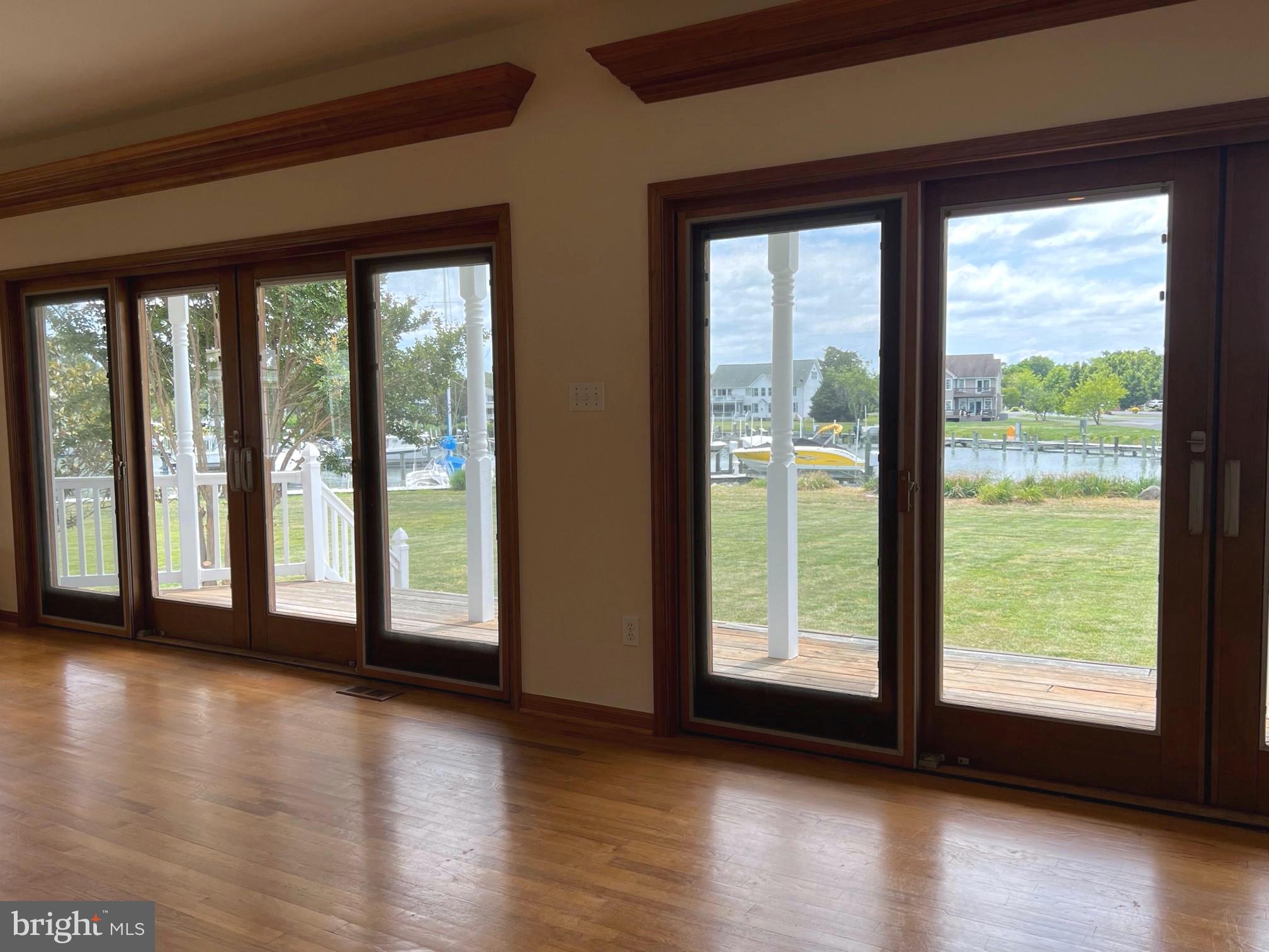 LANDINGS AT PINEY POINT - Residential
