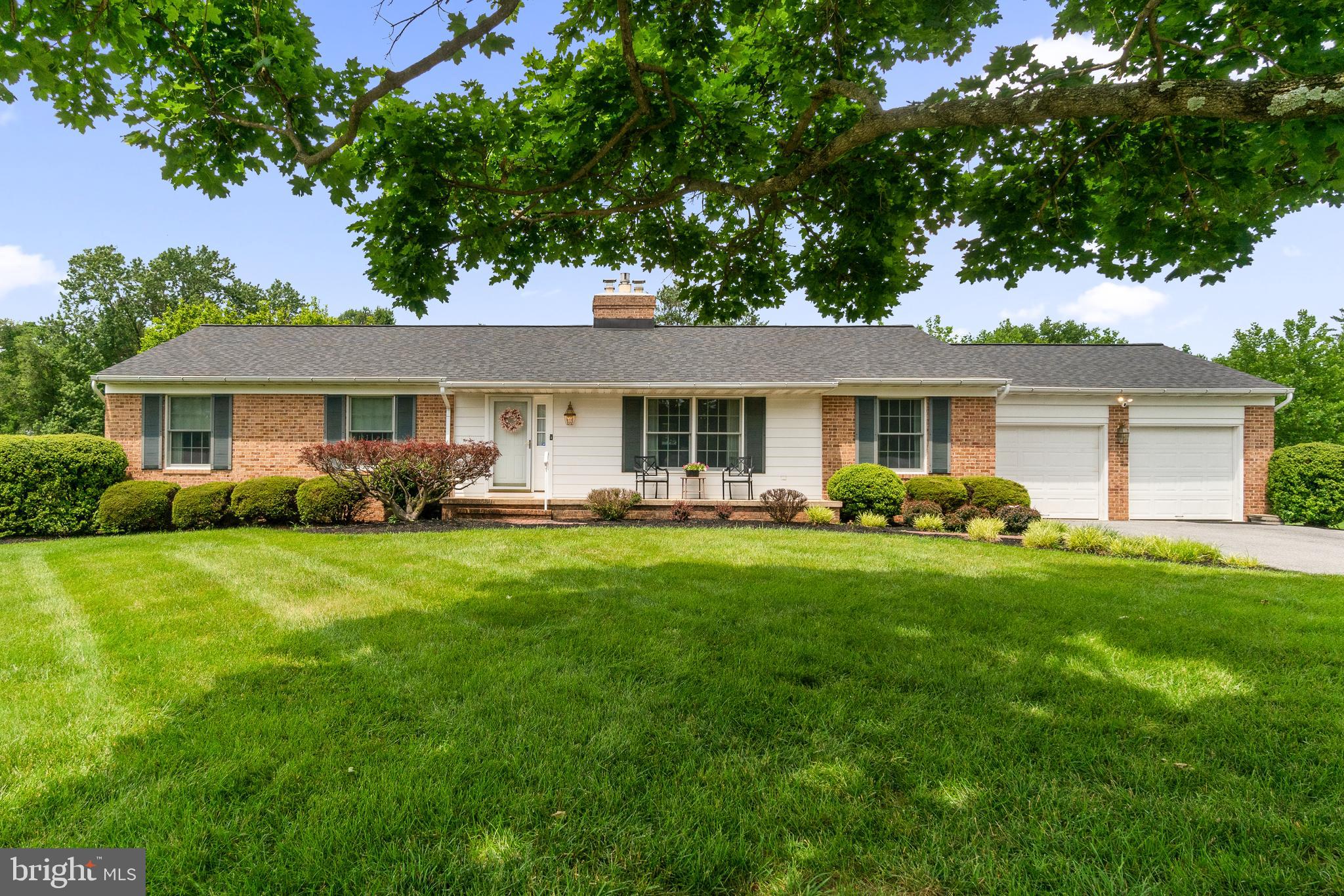 GRAY ROCK FARM - Residential
