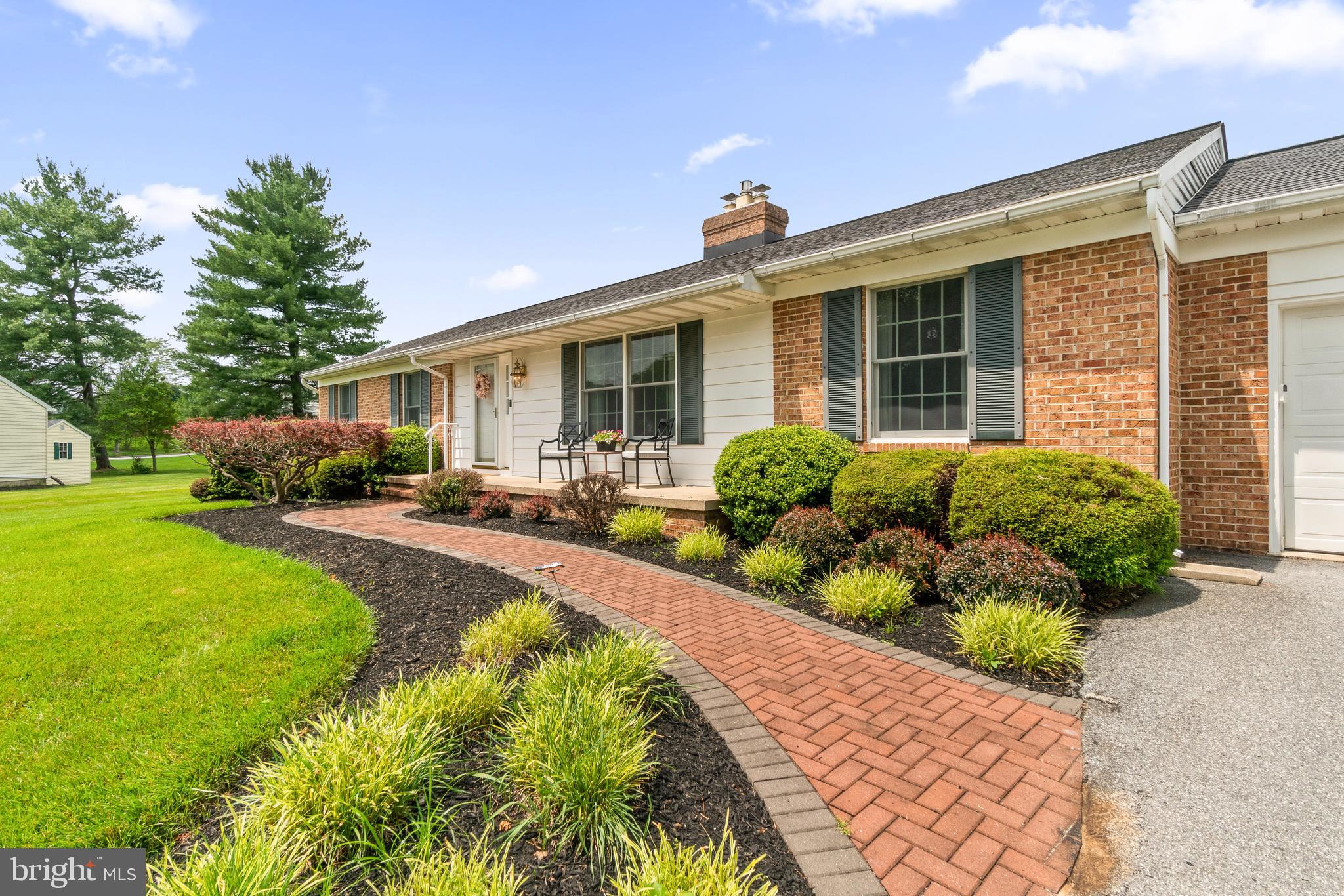 GRAY ROCK FARM - Residential