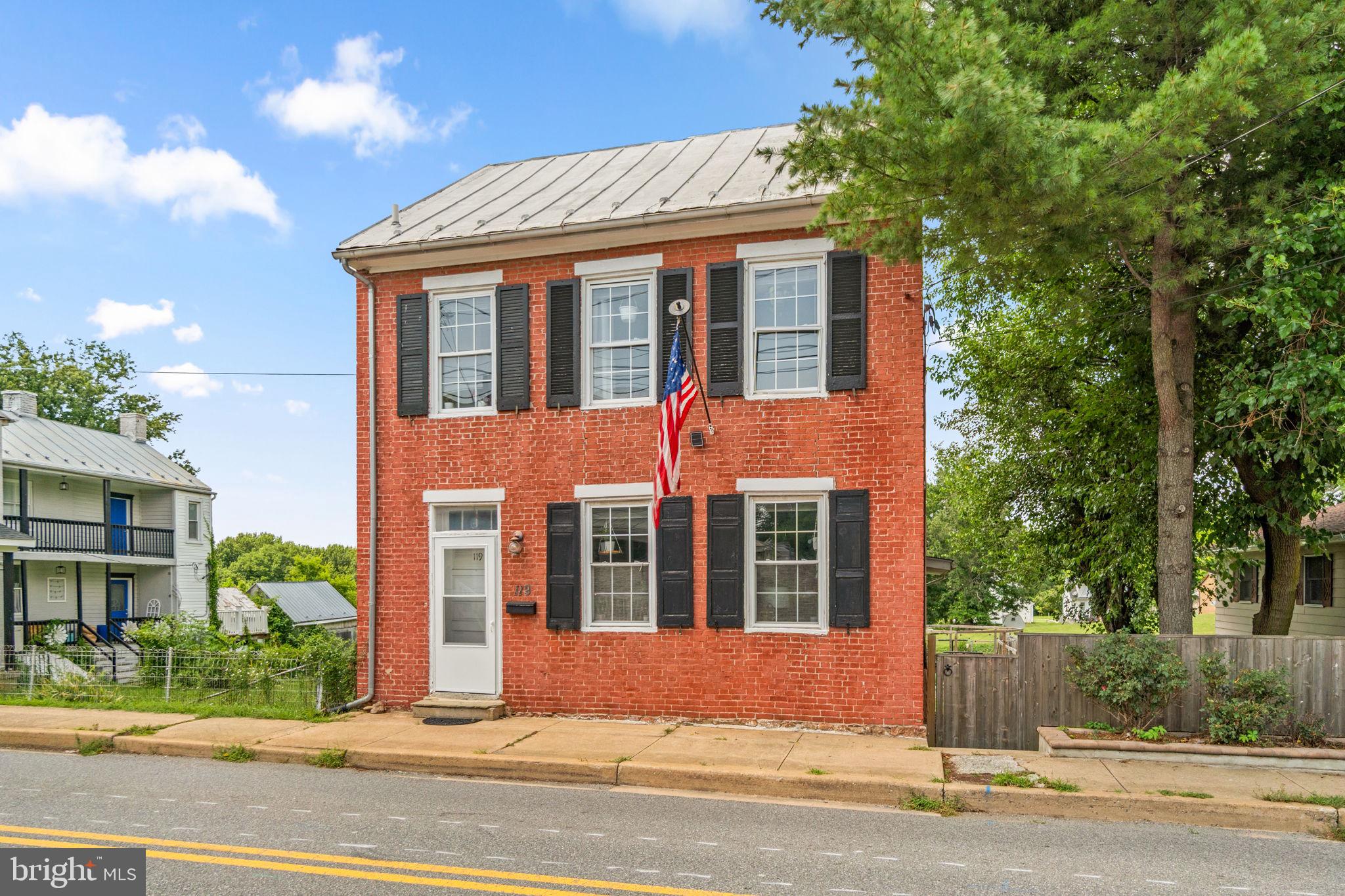 BOONSBORO - Residential