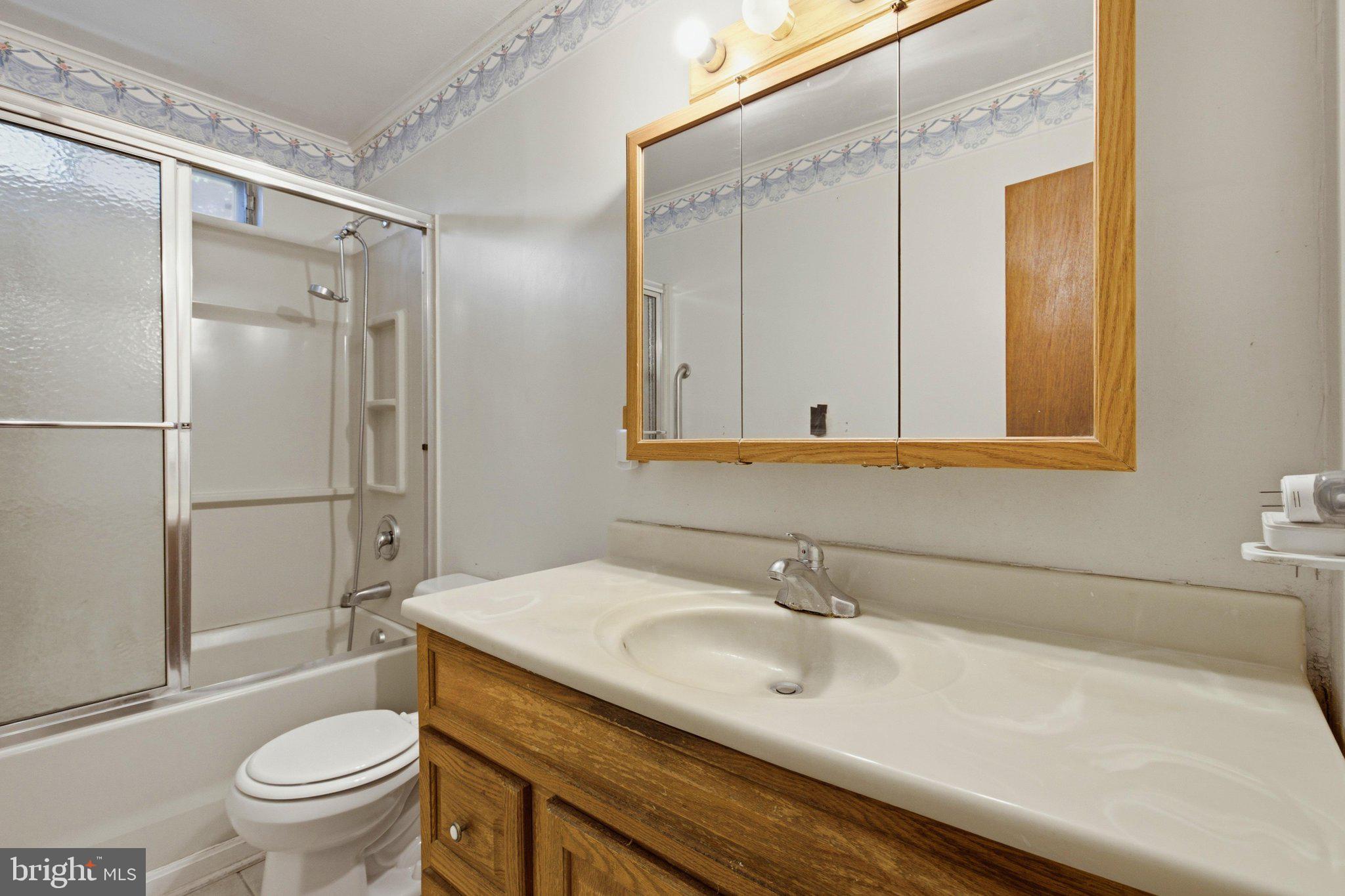STRAWBERRY HILLS - Residential