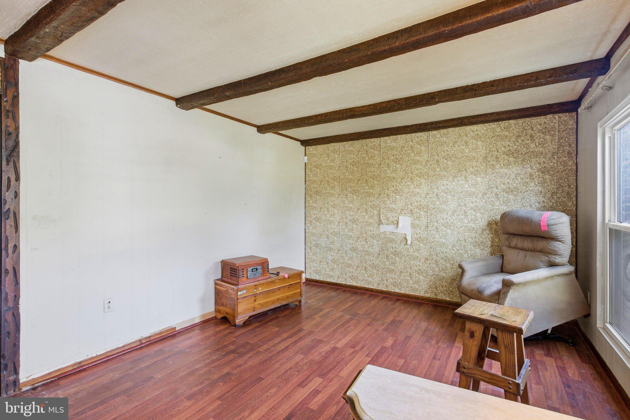 STRAWBERRY HILLS - Residential
