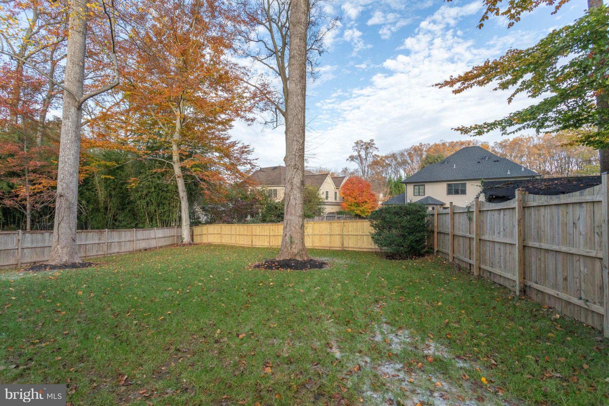 PROVIDENCE FOREST - Residential