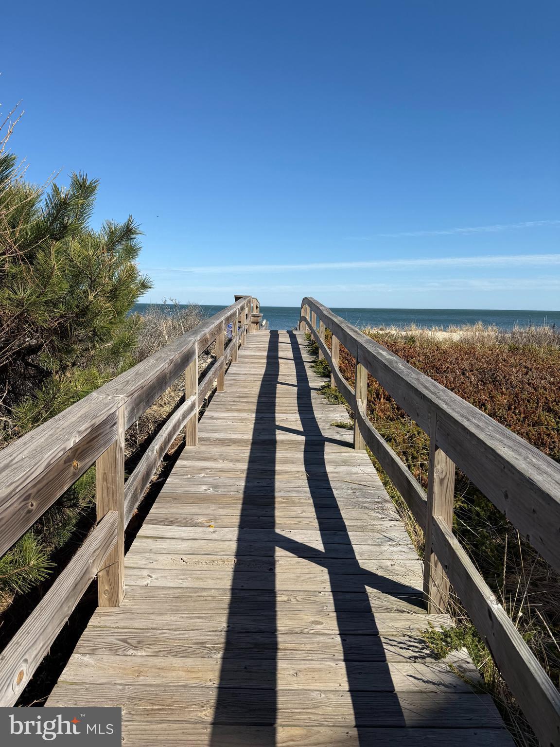 OCEAN RIDGE - Land