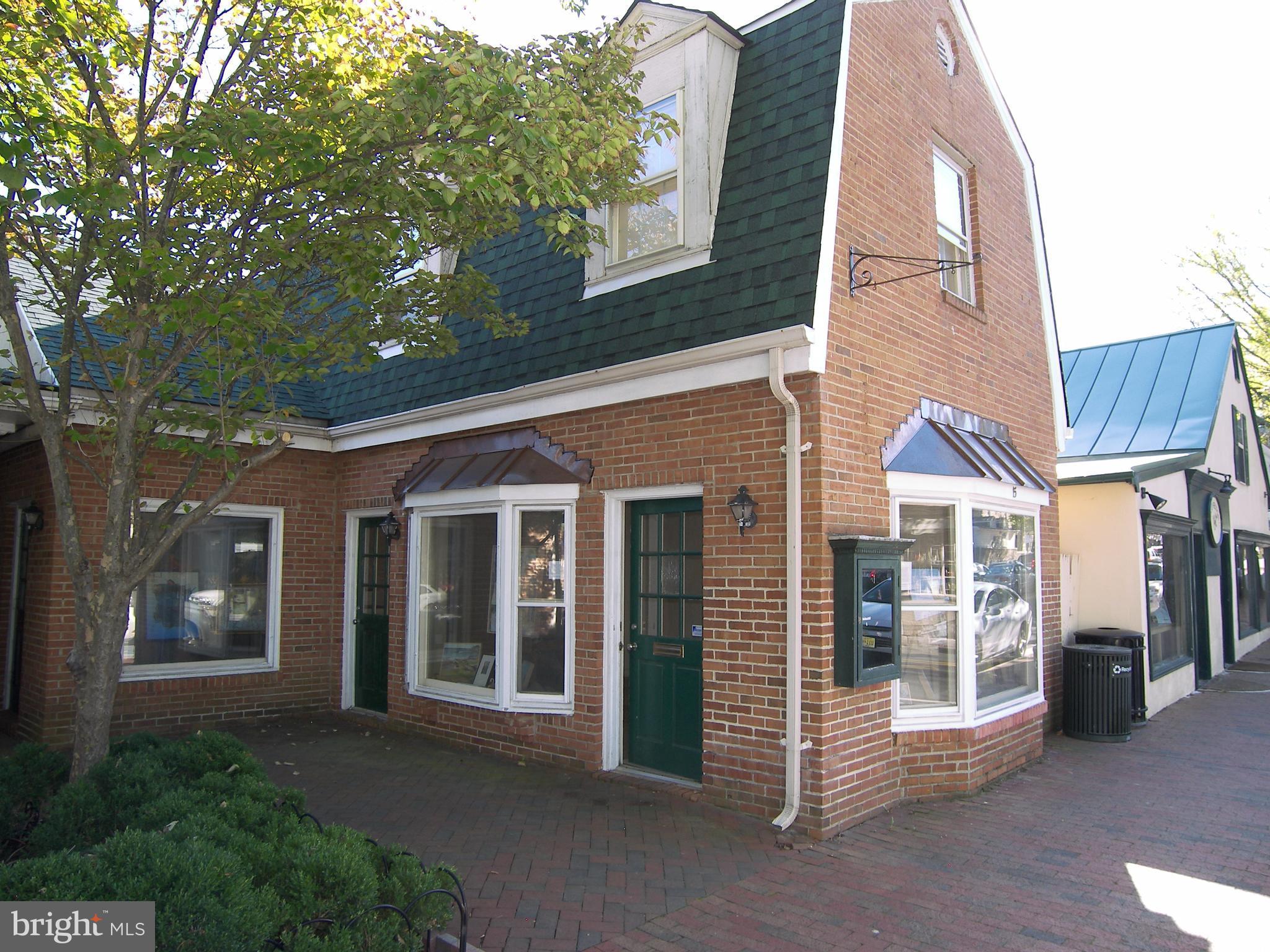KAYE DIVISION - Commercial Sale