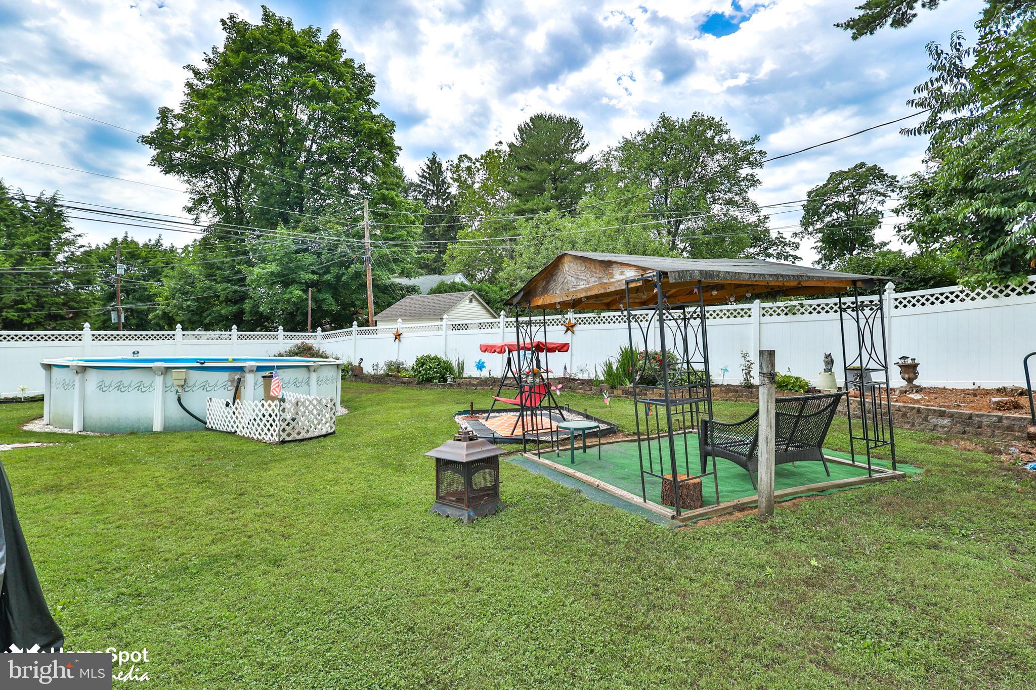 COLLEGE HEIGHTS - Residential