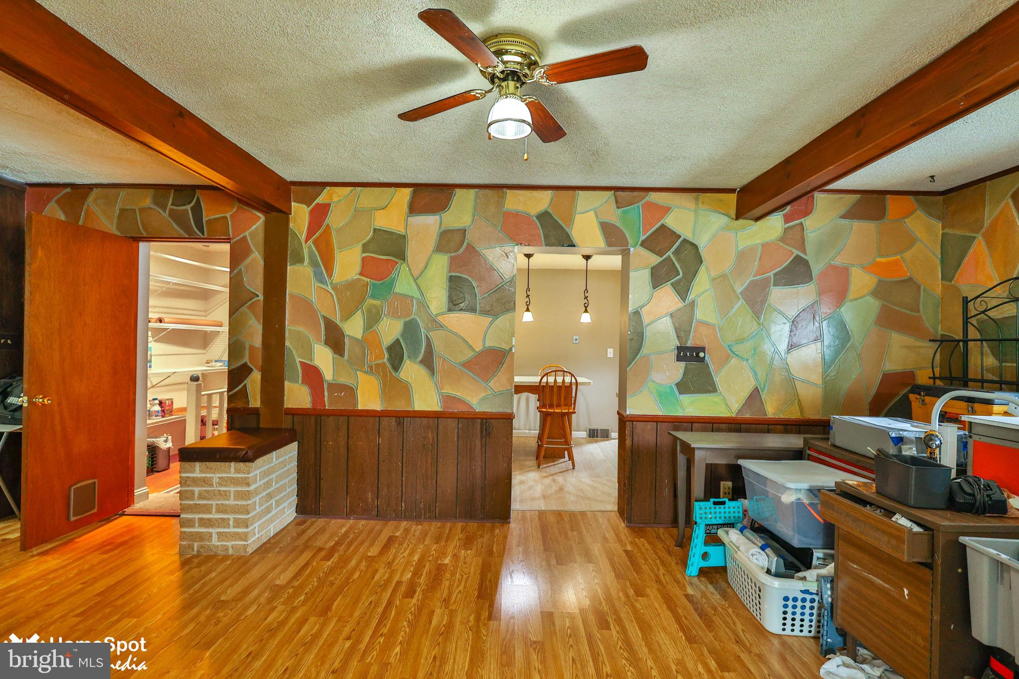 COLLEGE HEIGHTS - Residential
