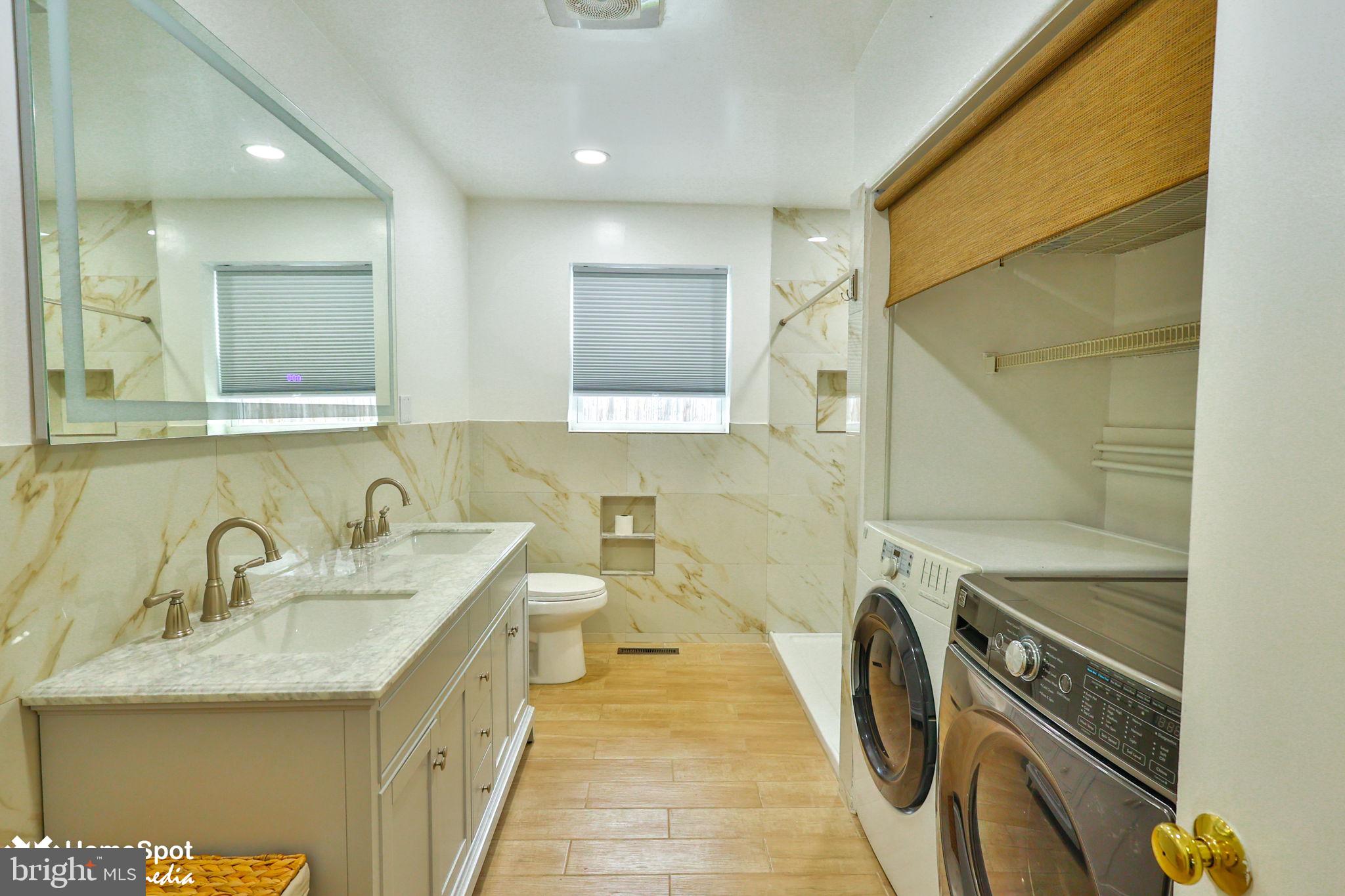 COLLEGE HEIGHTS - Residential
