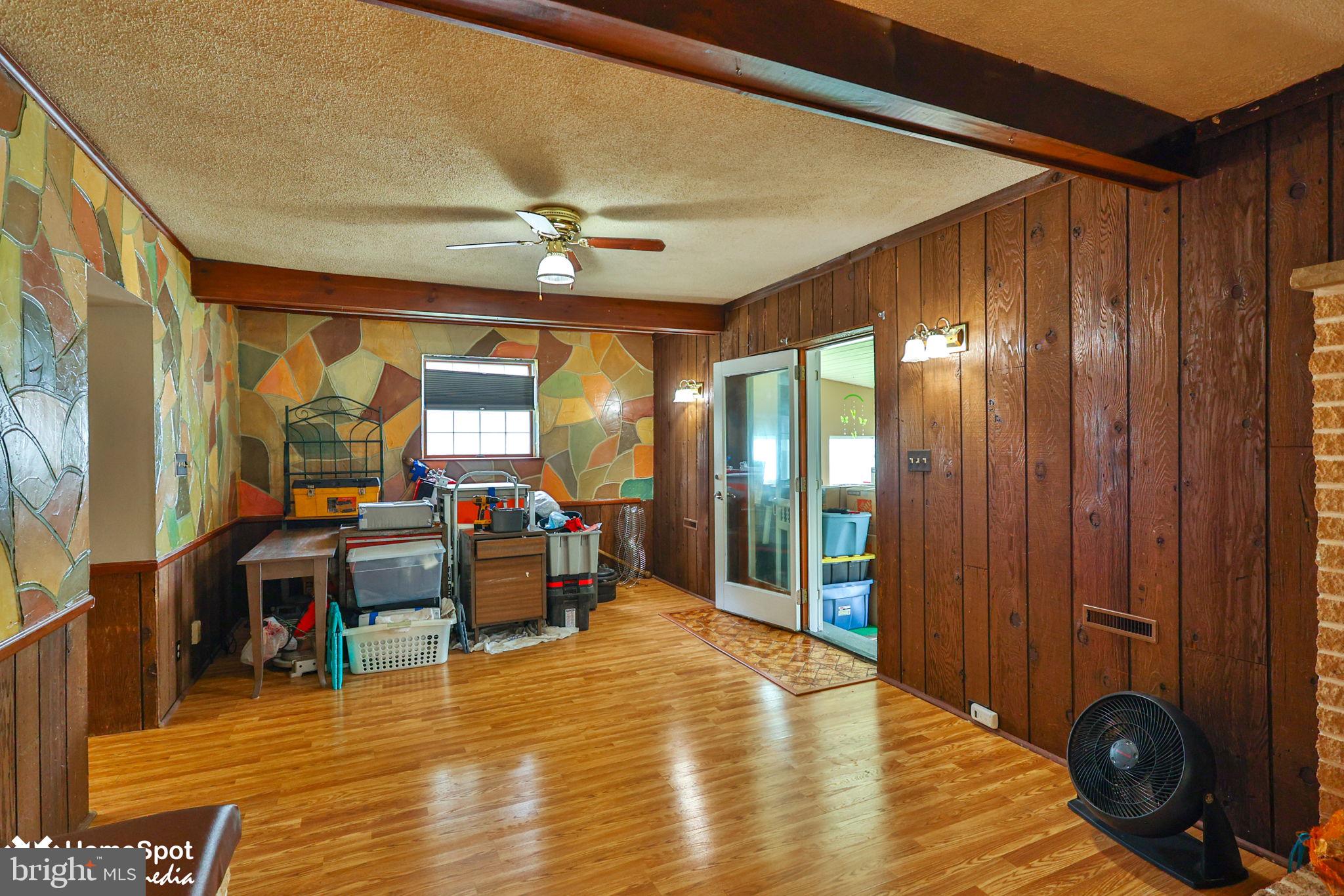 COLLEGE HEIGHTS - Residential
