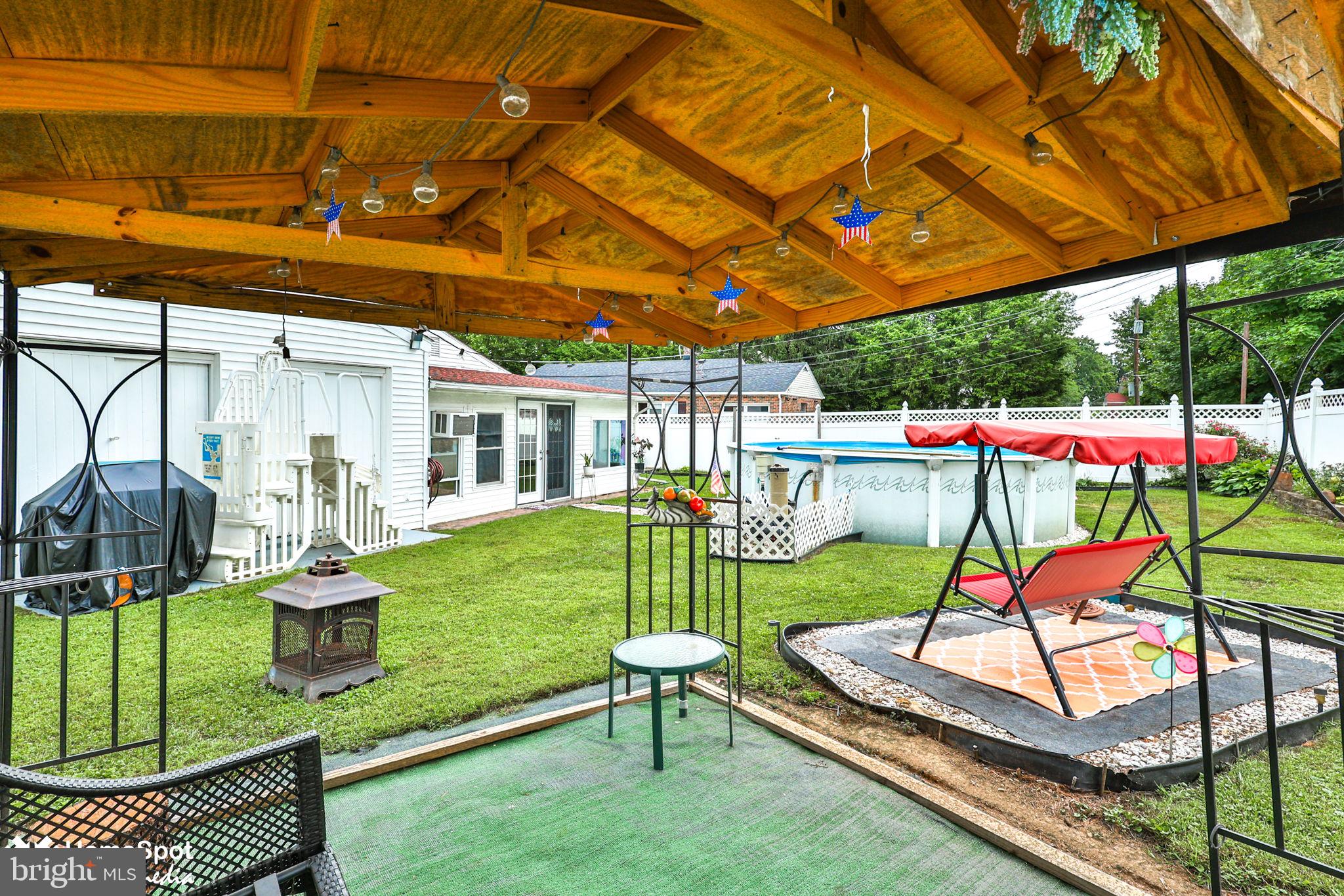 COLLEGE HEIGHTS - Residential