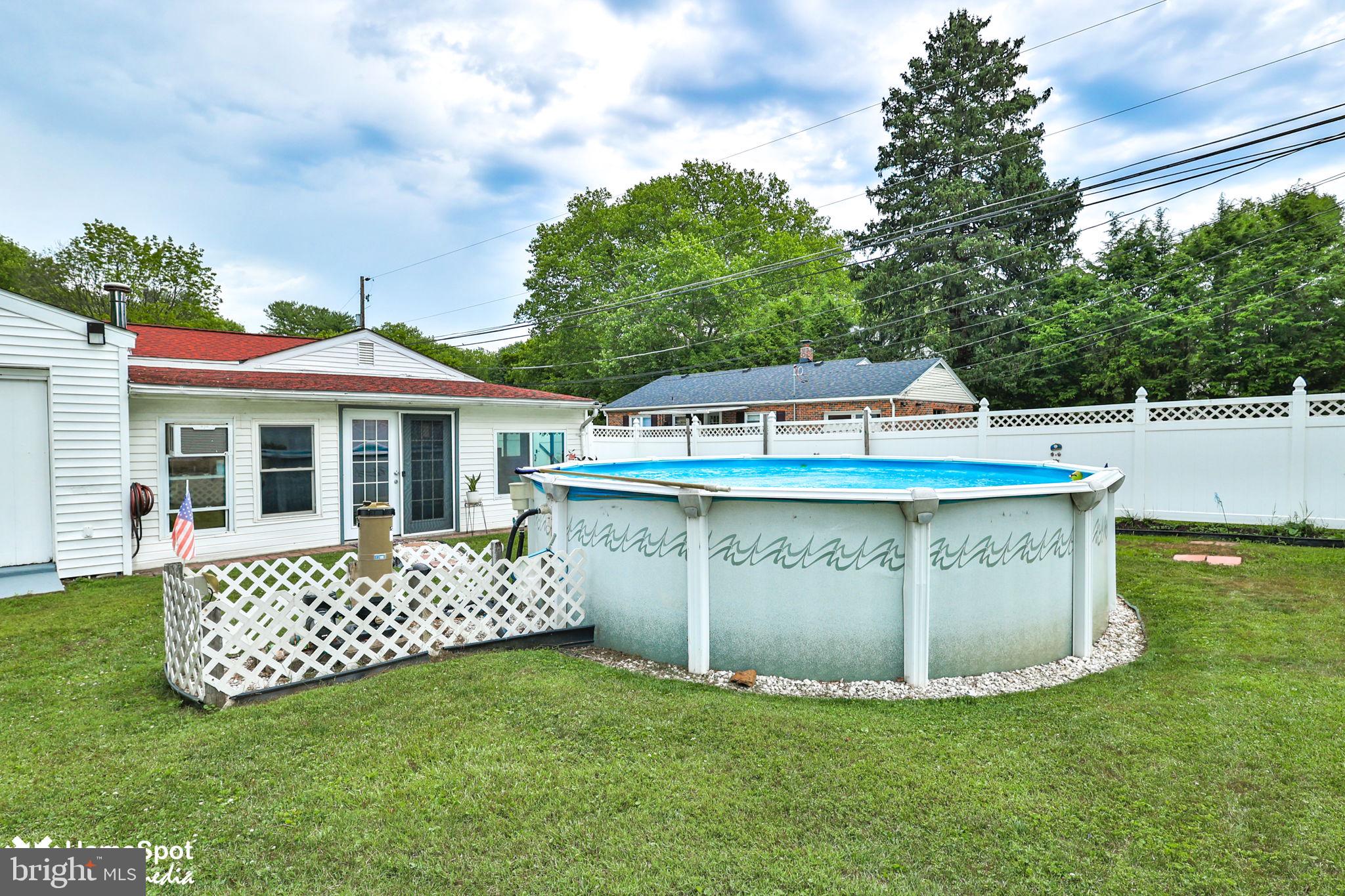COLLEGE HEIGHTS - Residential