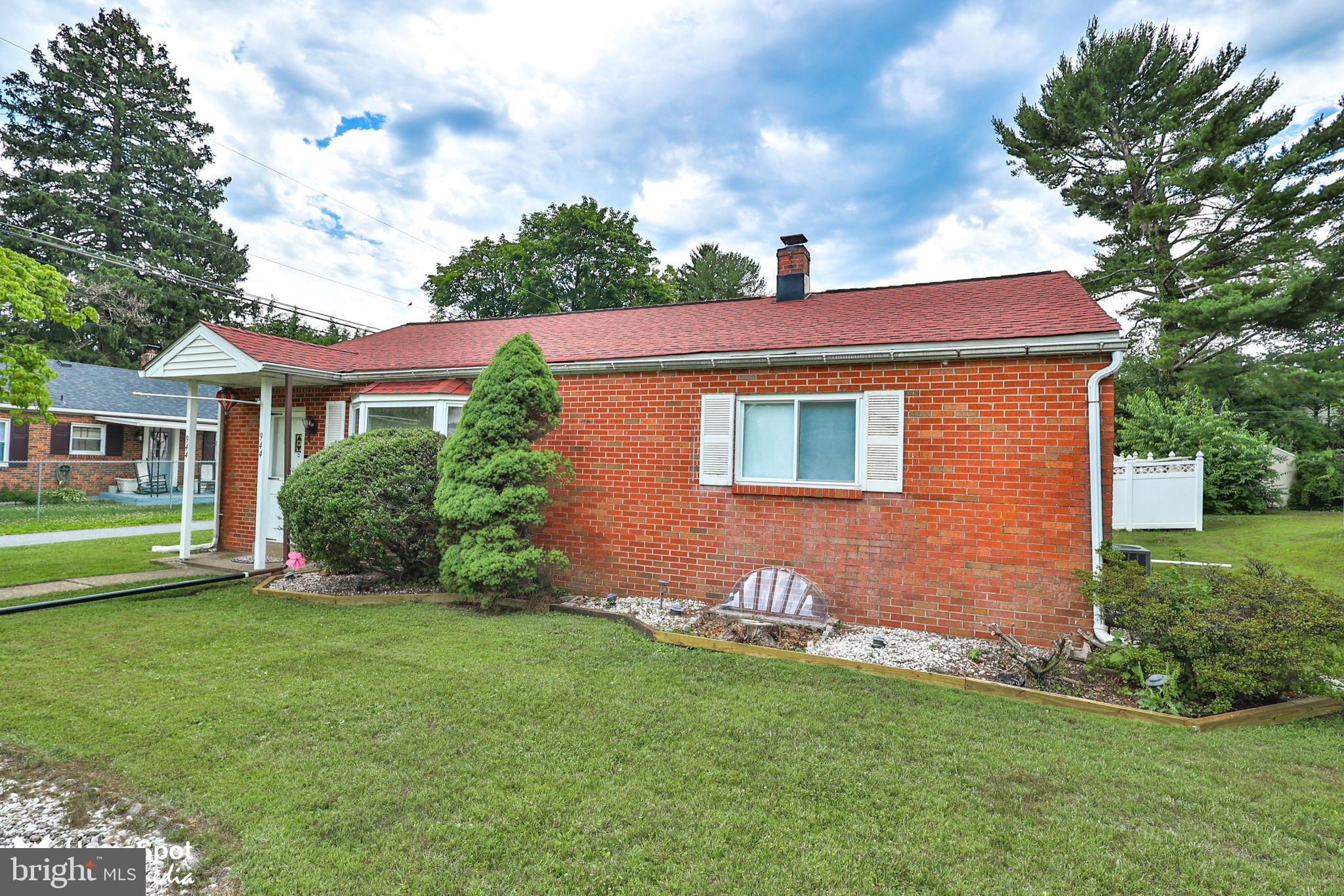 COLLEGE HEIGHTS - Residential